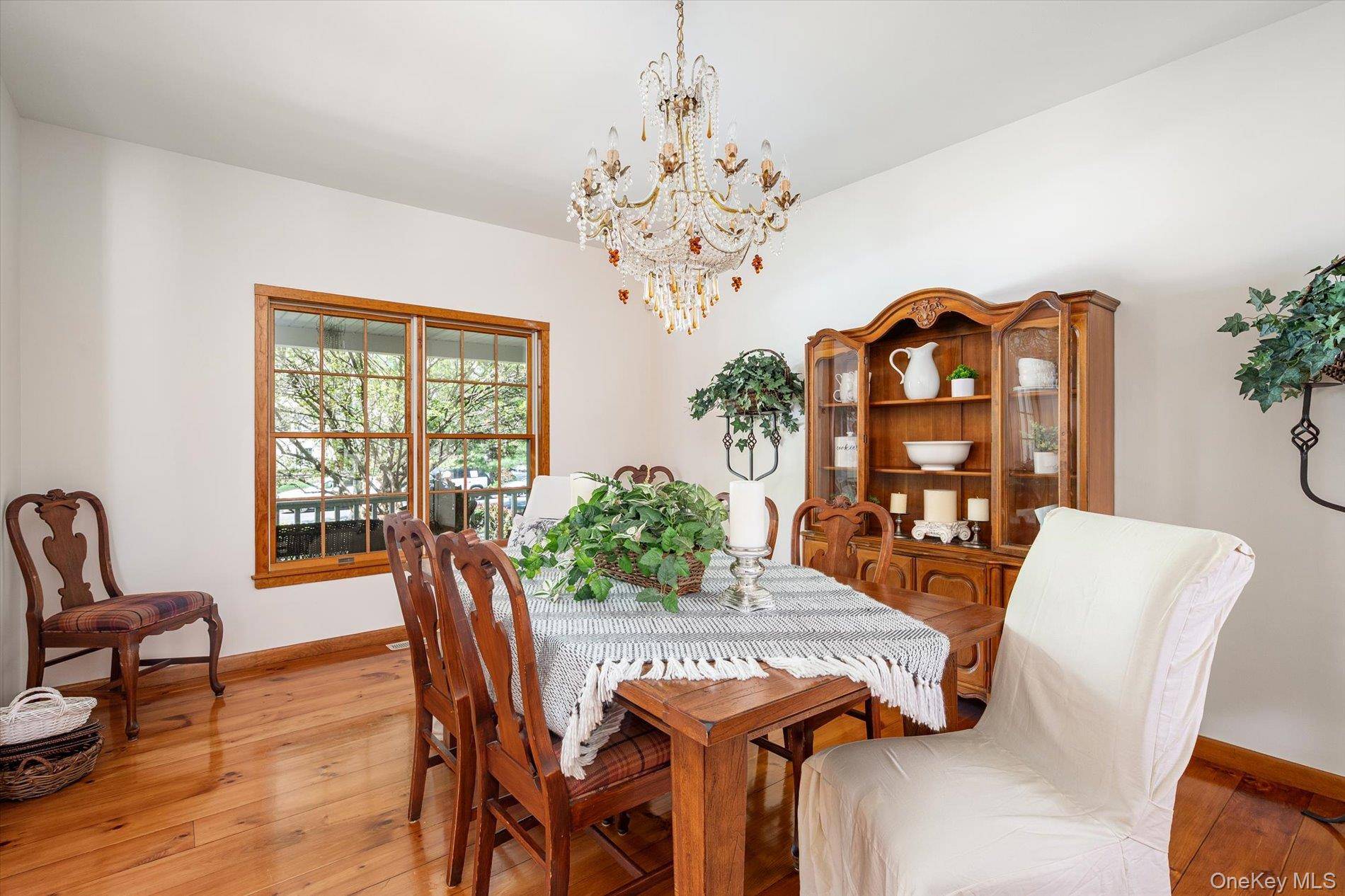 Casa de 5 Dormitorios en Venta en Dix Hills - Nueva York - EE. UU. - 8