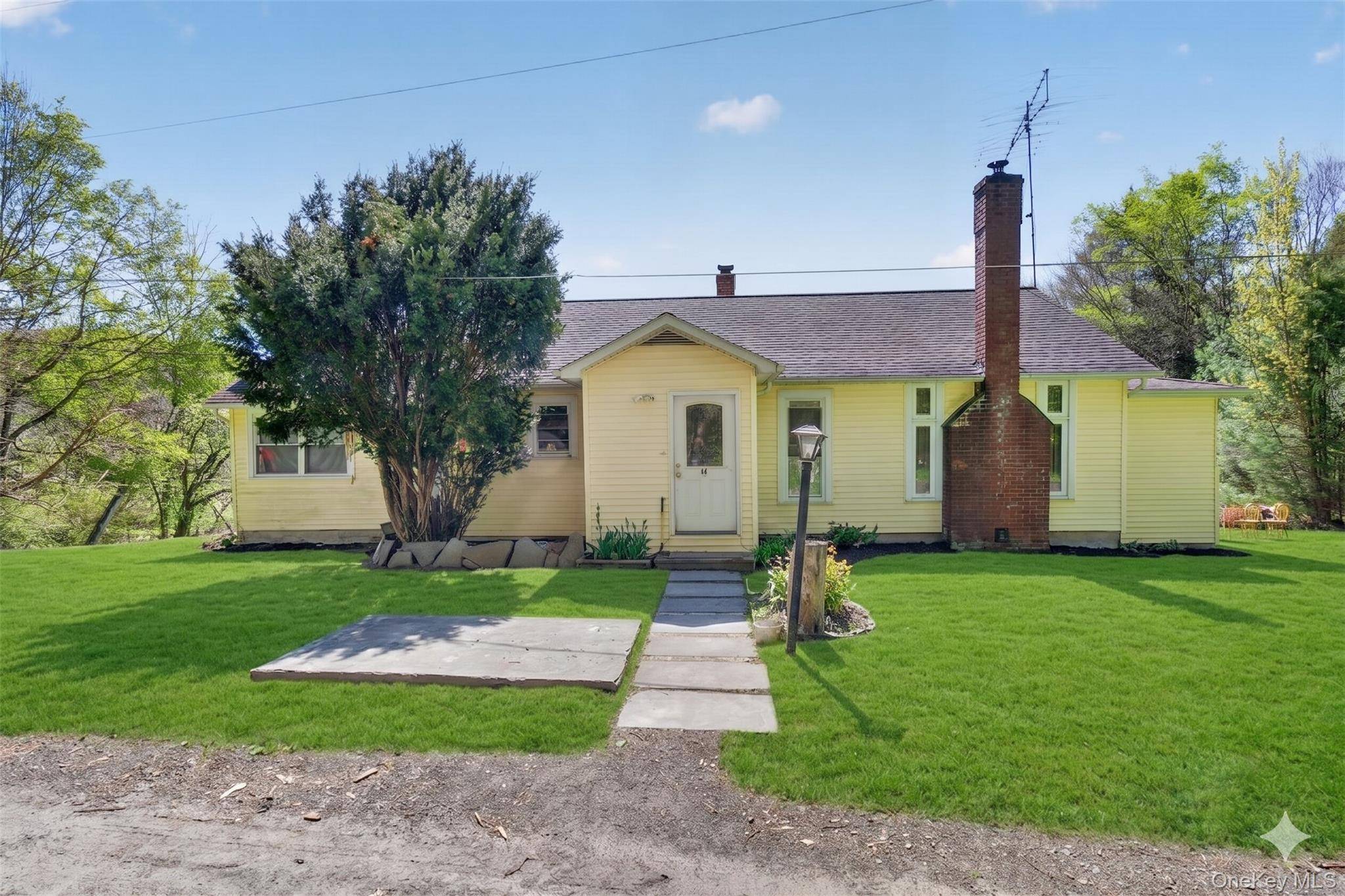 Casa de 5 Dormitorios en Venta en Ellenville - Nueva York - EE. UU. - 1