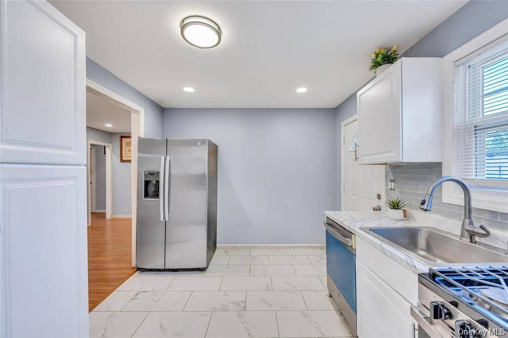 Casa com 5 Quartos à Venda em Elmont - Nova Iorque - EUA - 7