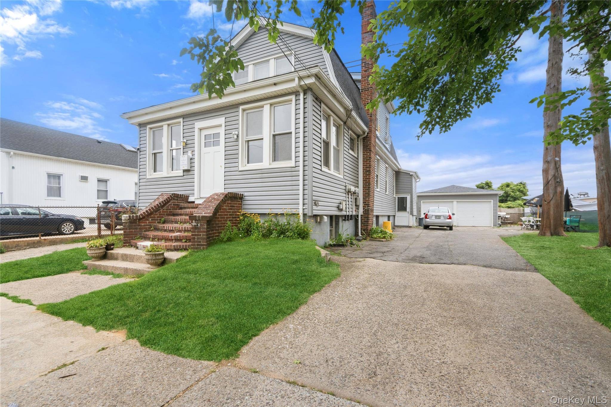 Casa com 5 Quartos à Venda em Elmont - Nova Iorque - EUA - 3
