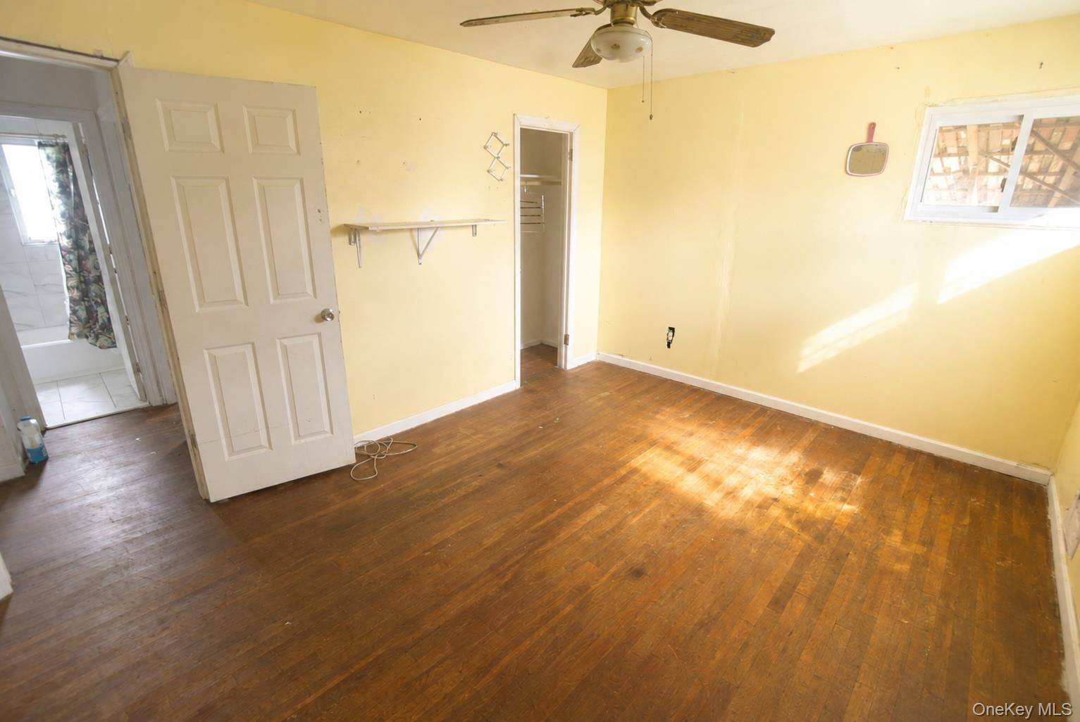 Casa com 5 Quartos à Venda em Elmont - Nova Iorque - EUA - 6