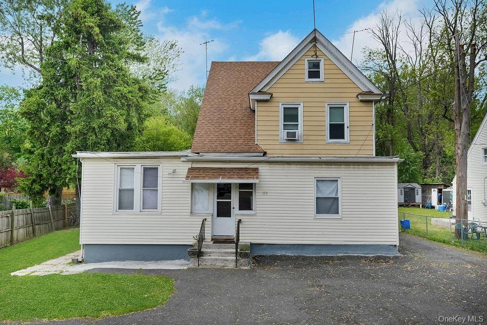 Casa com 5 Quartos à Venda em Elmsford - Nova Iorque - EUA - 1