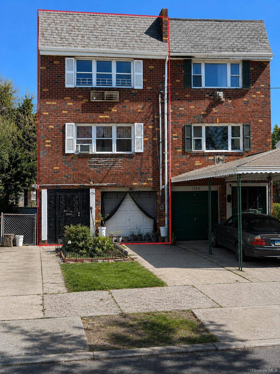 Casa de 5 Dormitorios en Venta en Far Rockaway - Nueva York - EE. UU. - 1