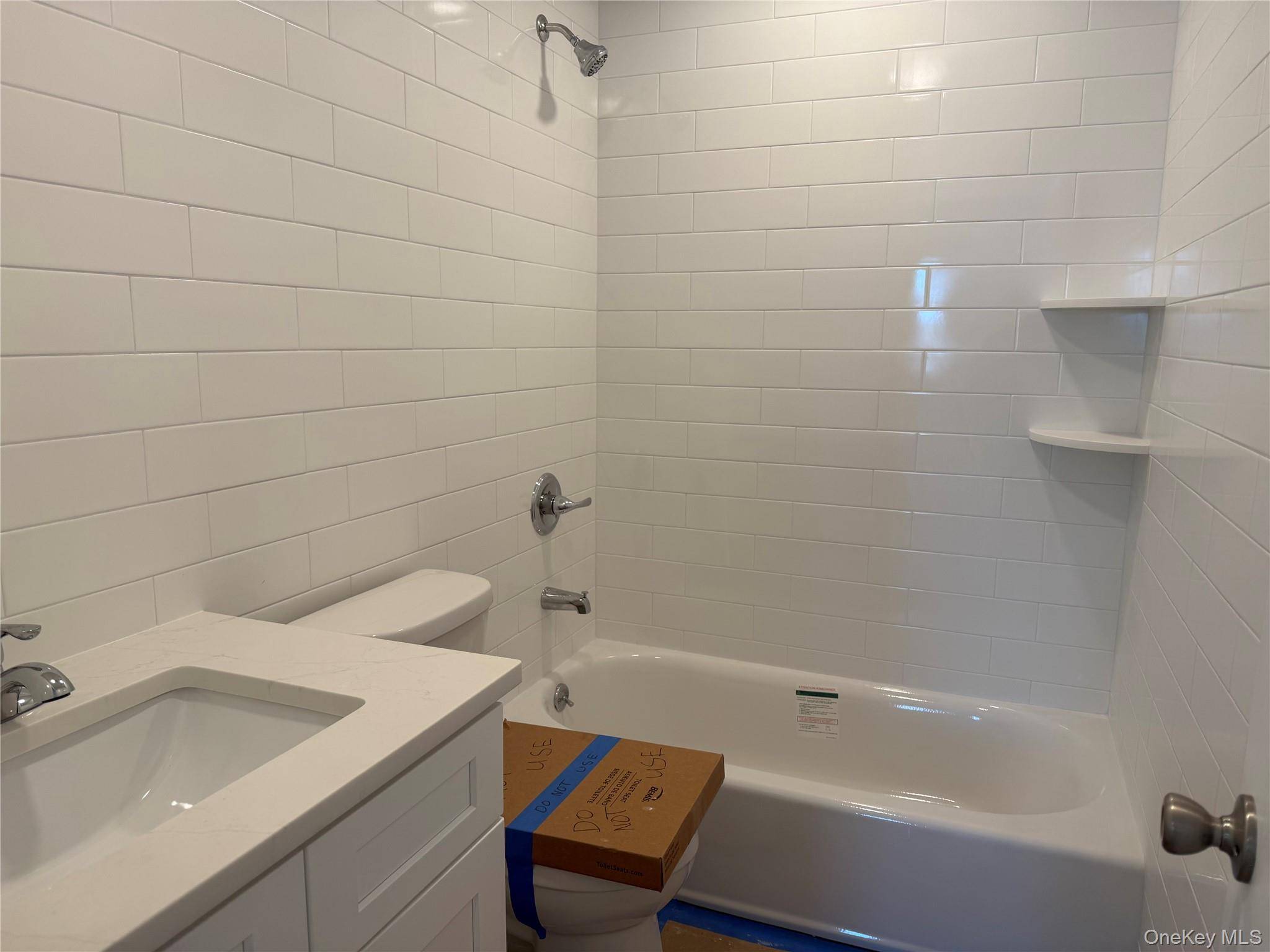 Casa com 5 Quartos à Venda em Far Rockaway - Nova Iorque - EUA - 4