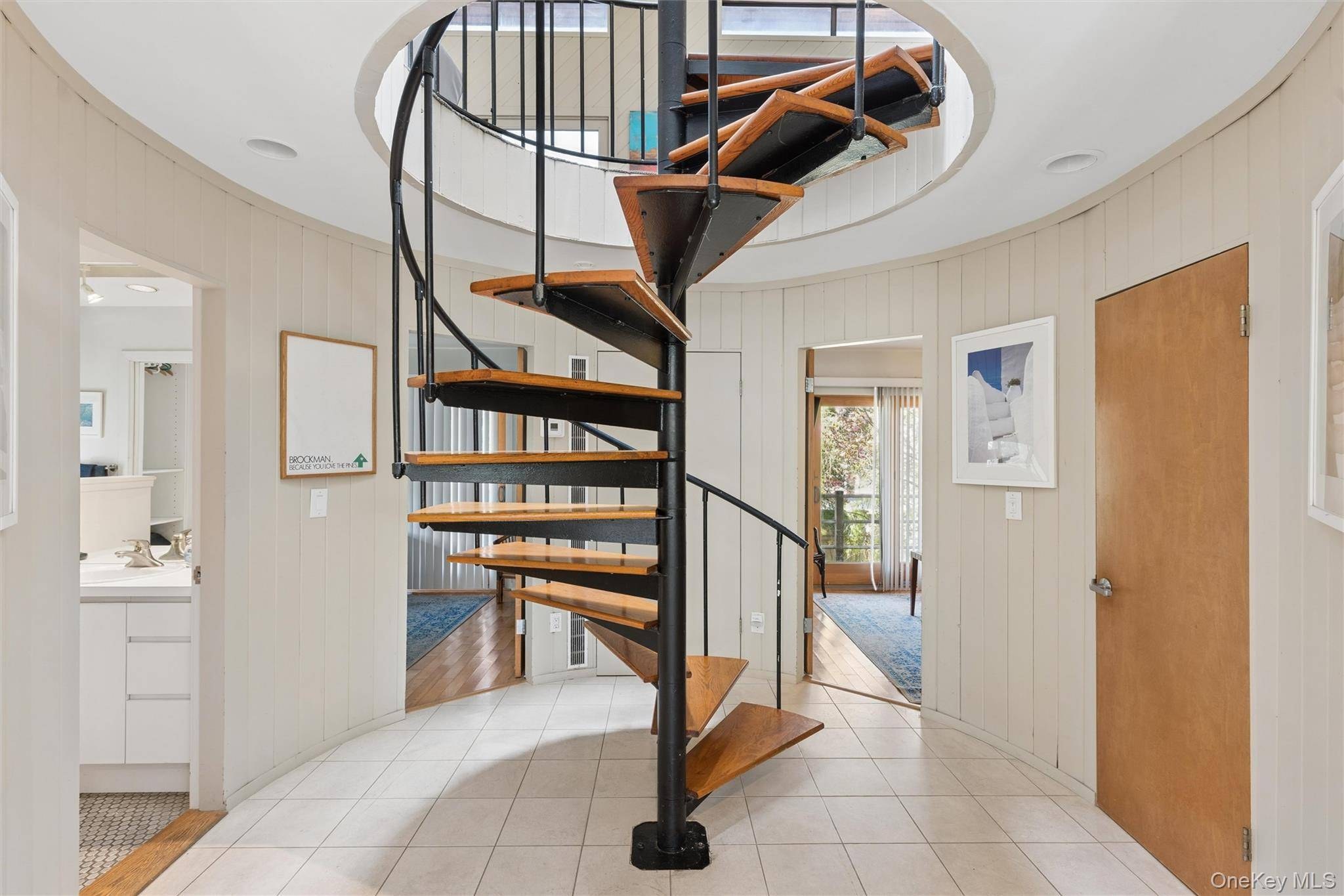 Casa de 5 Dormitorios en Venta en Fire Island Pines, Fire Island, NY - 3