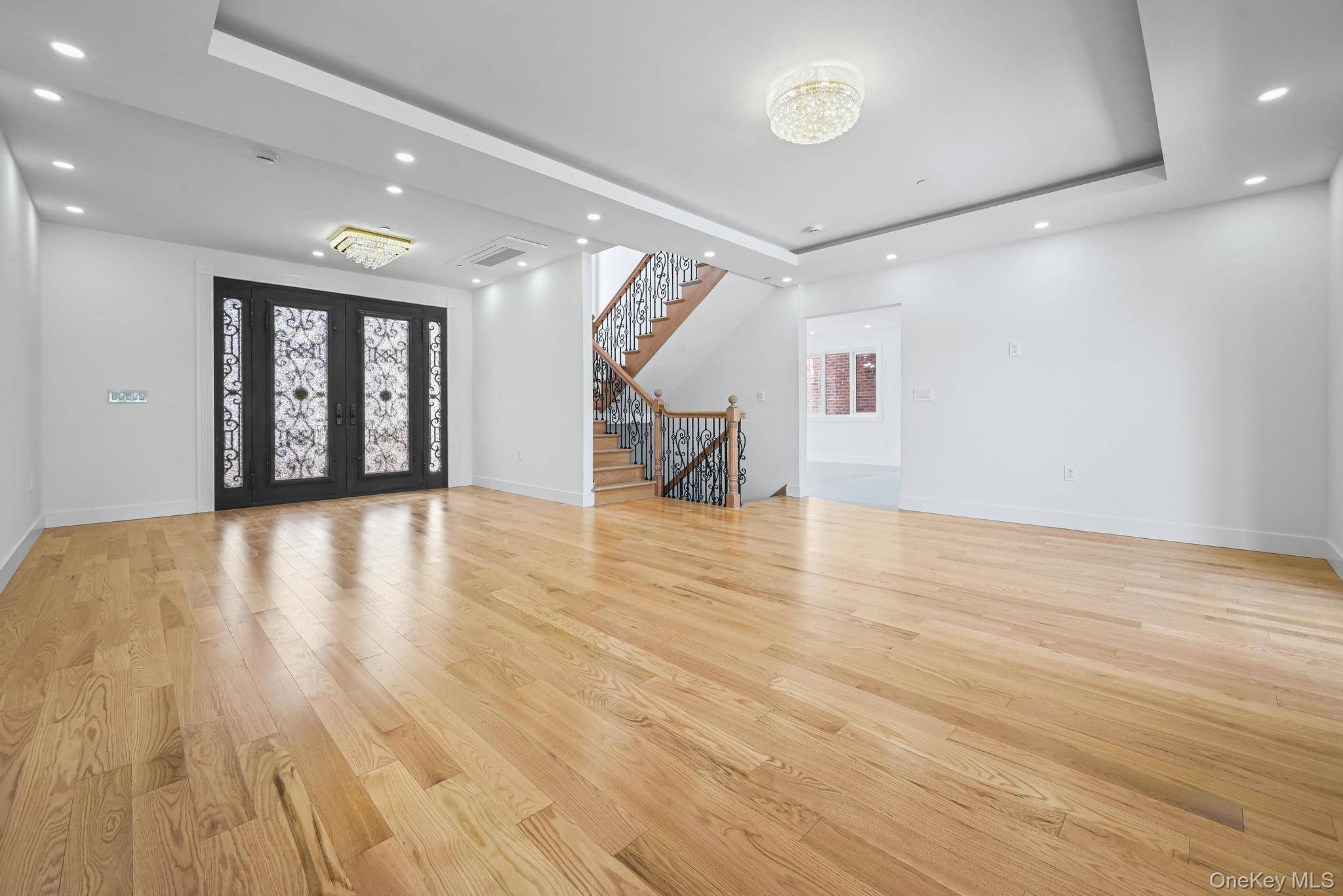Casa com 5 Quartos à Venda em Flushing - Nova Iorque - EUA - 4