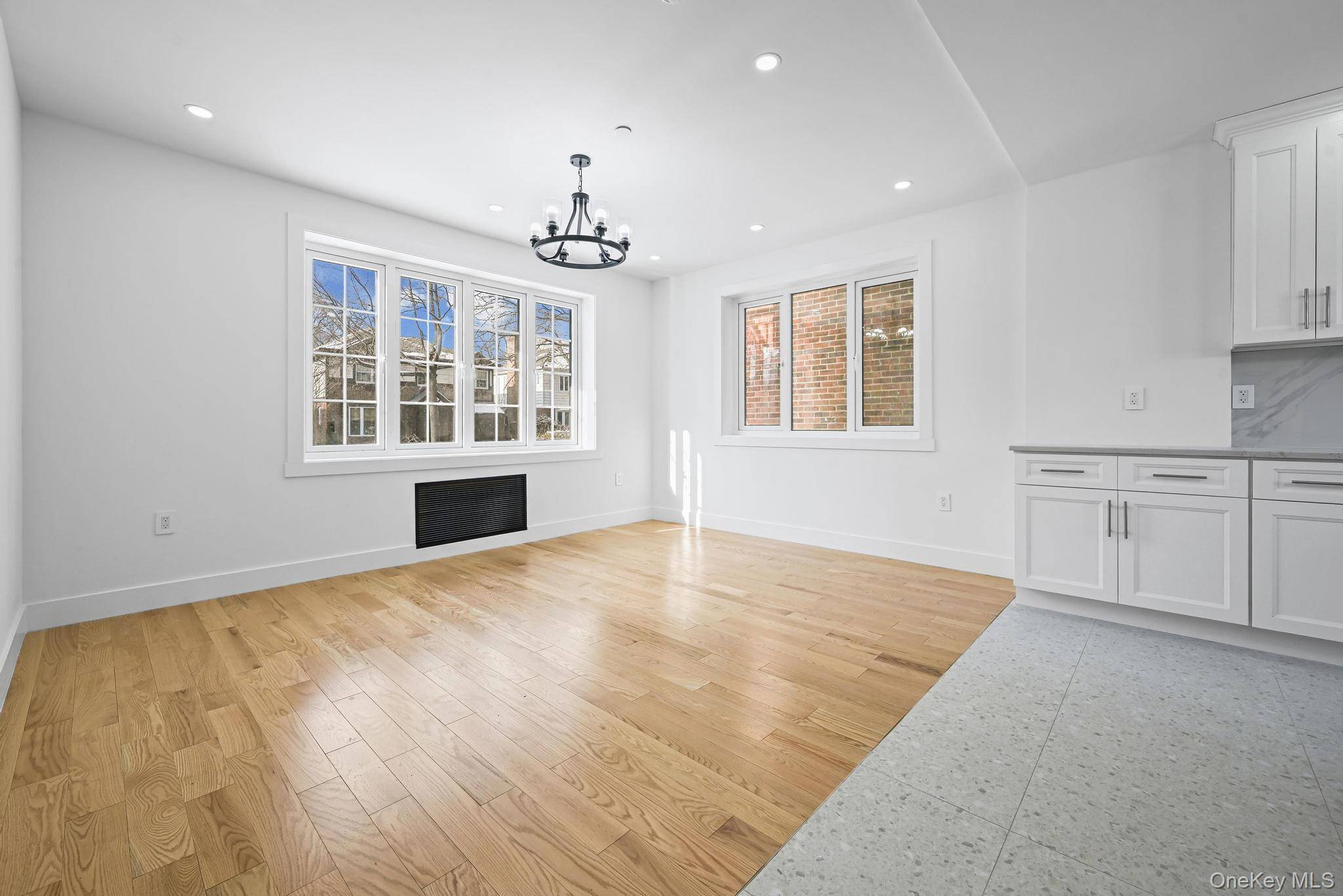 Casa com 5 Quartos à Venda em Flushing - Nova Iorque - EUA - 6