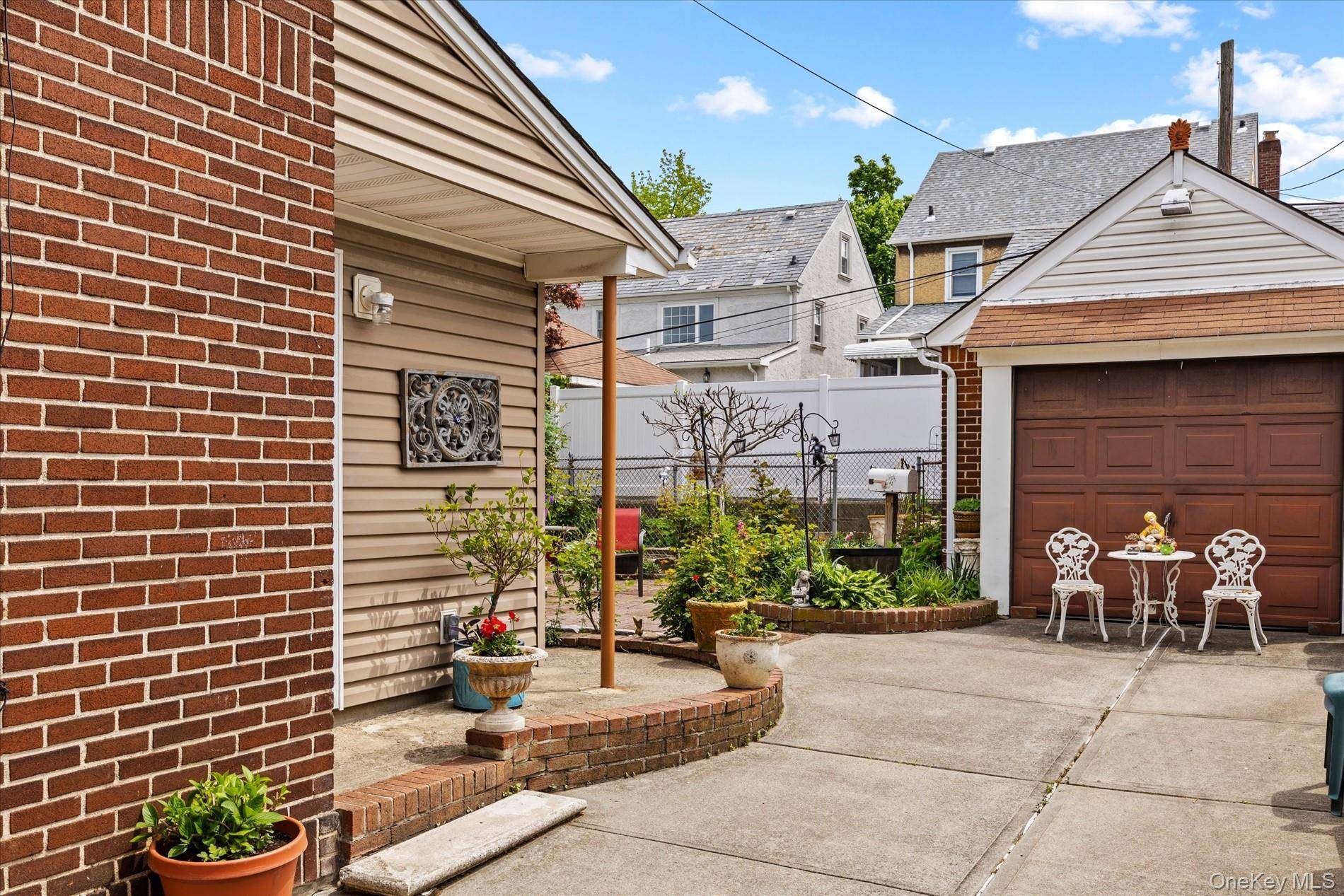 Casa com 5 Quartos à Venda em Flushing - Nova Iorque - EUA - 3