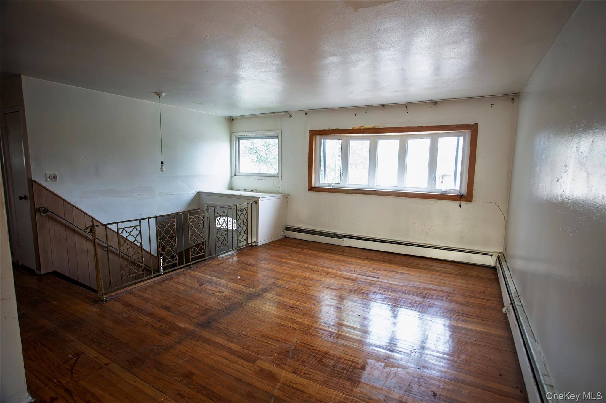 Casa de 5 Dormitorios en Venta en Freeport - Nueva York - EE. UU. - 4