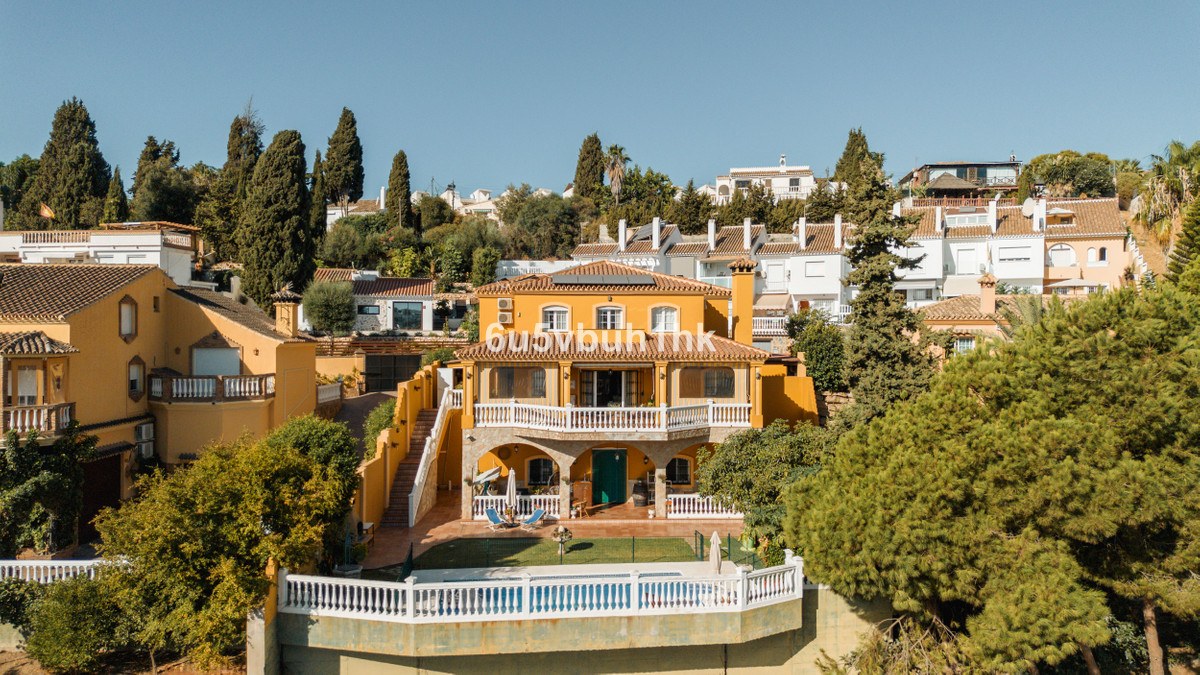 Casa com 5 Quartos à Venda em Fuengirola - Costa del Sol - 1
