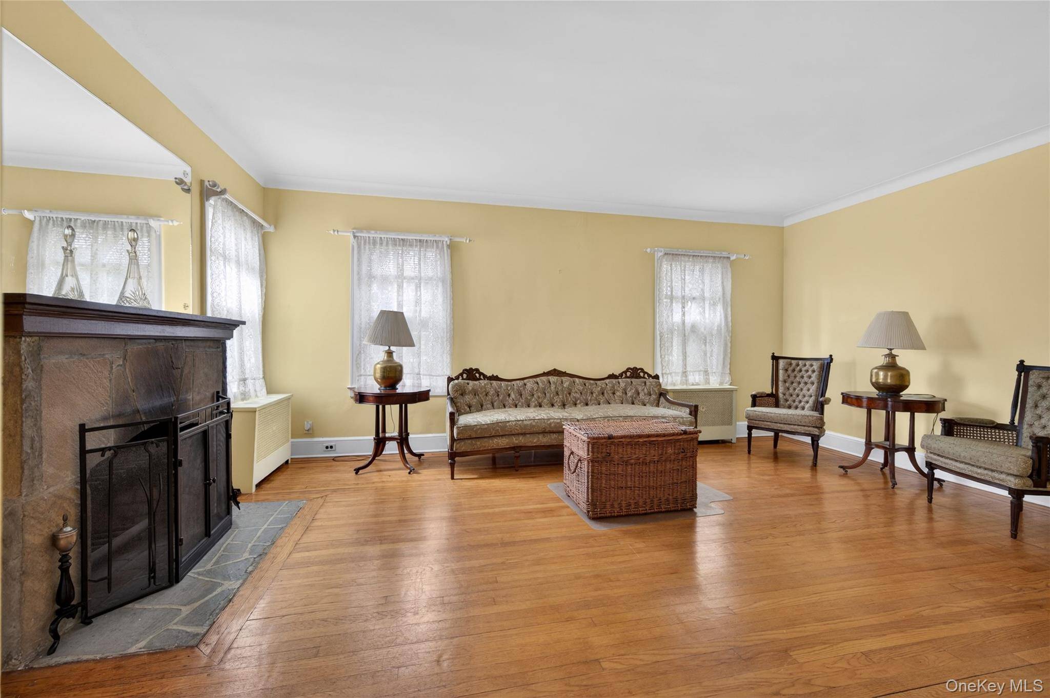 Casa de 5 Dormitorios en Venta en Garden City - Nueva York - EE. UU. - 7