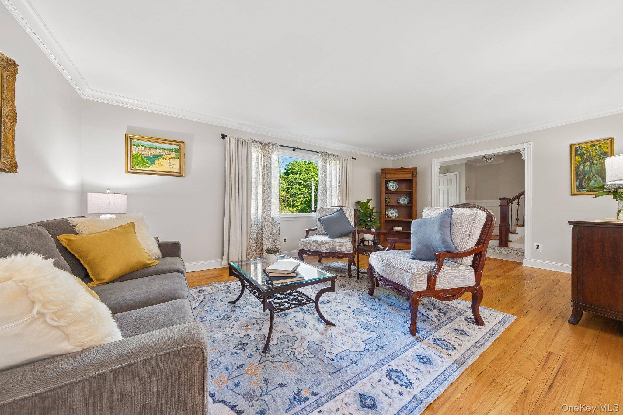 5 Bedroom Home for Sale in Glen Cove - New York - USA - 4