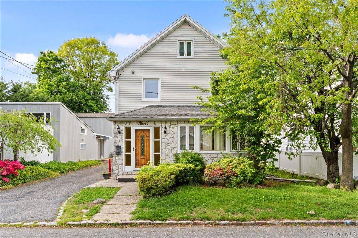 Casa de 5 Dormitorios en Venta en Great Neck - Nueva York - EE. UU. - 1