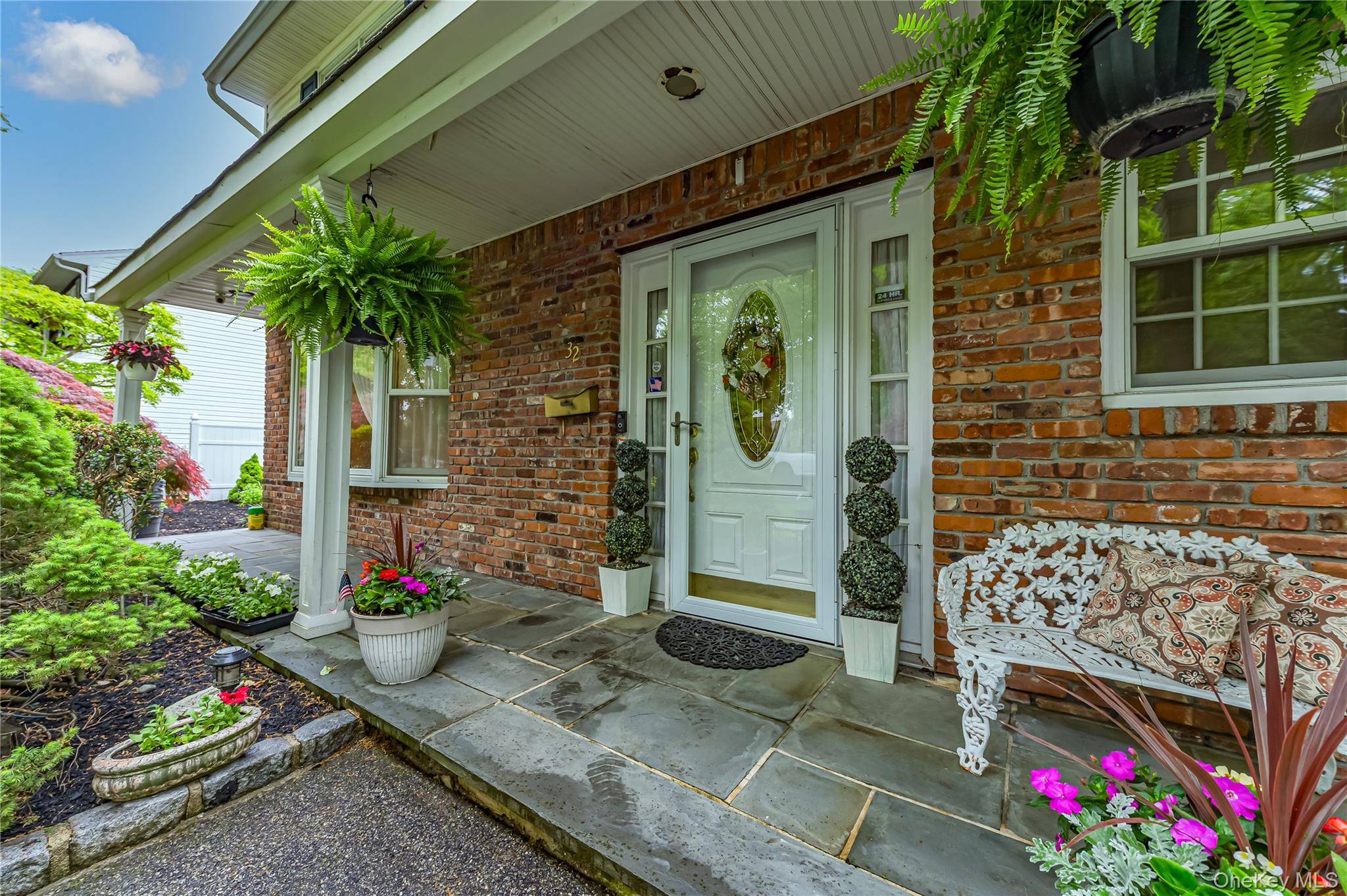 Casa de 5 Dormitorios en Venta en Greenlawn - Nueva York - EE. UU. - 5
