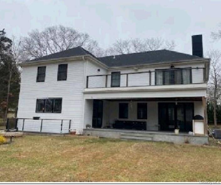Casa de 5 Dormitorios en Venta en Hampton Bays - Nueva York - EE. UU. - 2