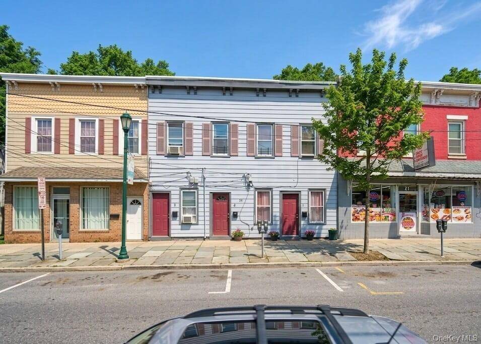 Casa com 5 Quartos à Venda em Haverstraw - Nova Iorque - EUA - 1