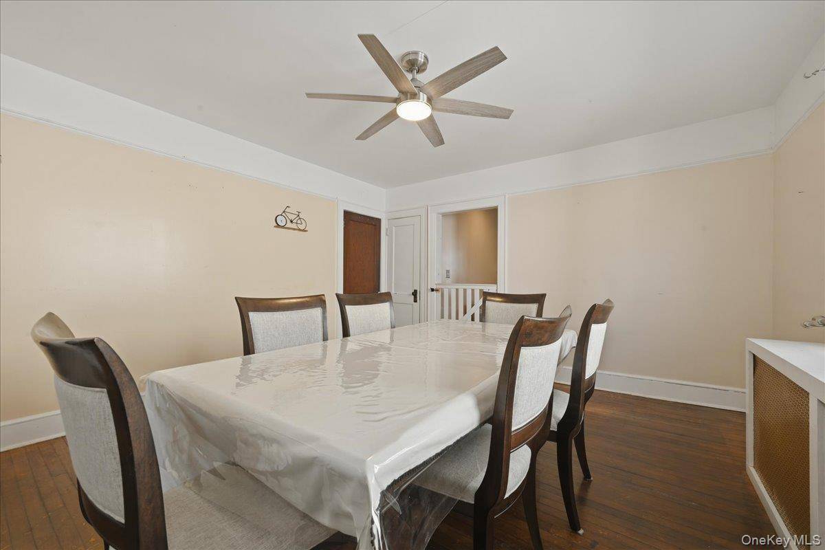 Casa com 5 Quartos à Venda em Hempstead - Nova Iorque - EUA - 6