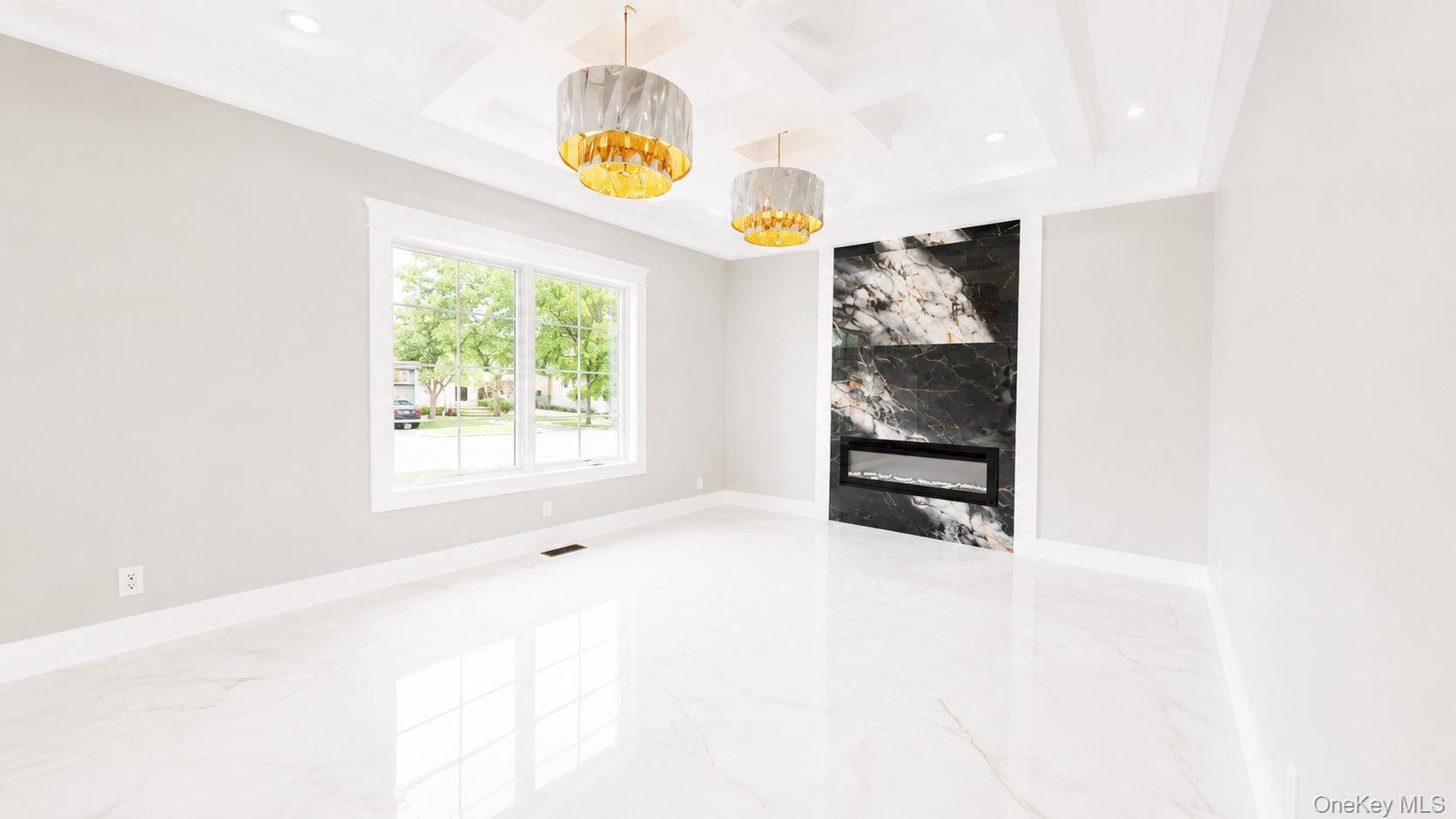 5 Bedroom Home for Sale in Hicksville - New York - USA - 6