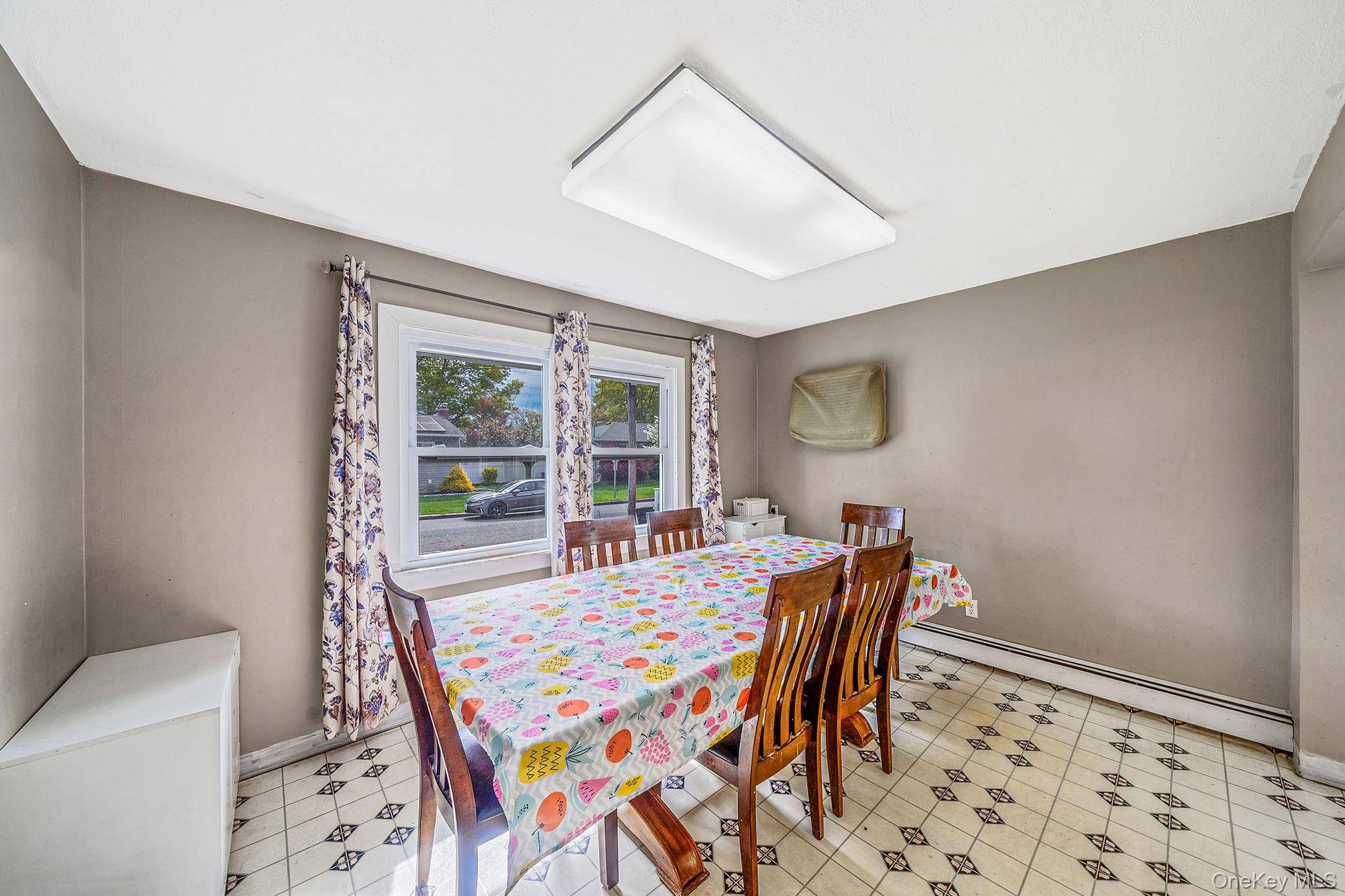 Casa de 5 Dormitorios en Venta en Holbrook - Nueva York - EE. UU. - 6
