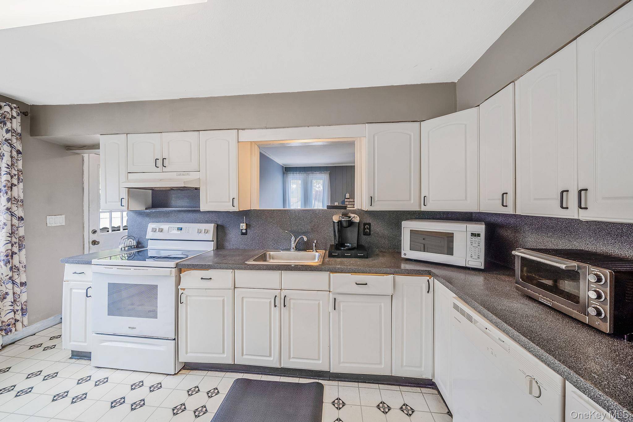 Casa de 5 Dormitorios en Venta en Holbrook - Nueva York - EE. UU. - 7