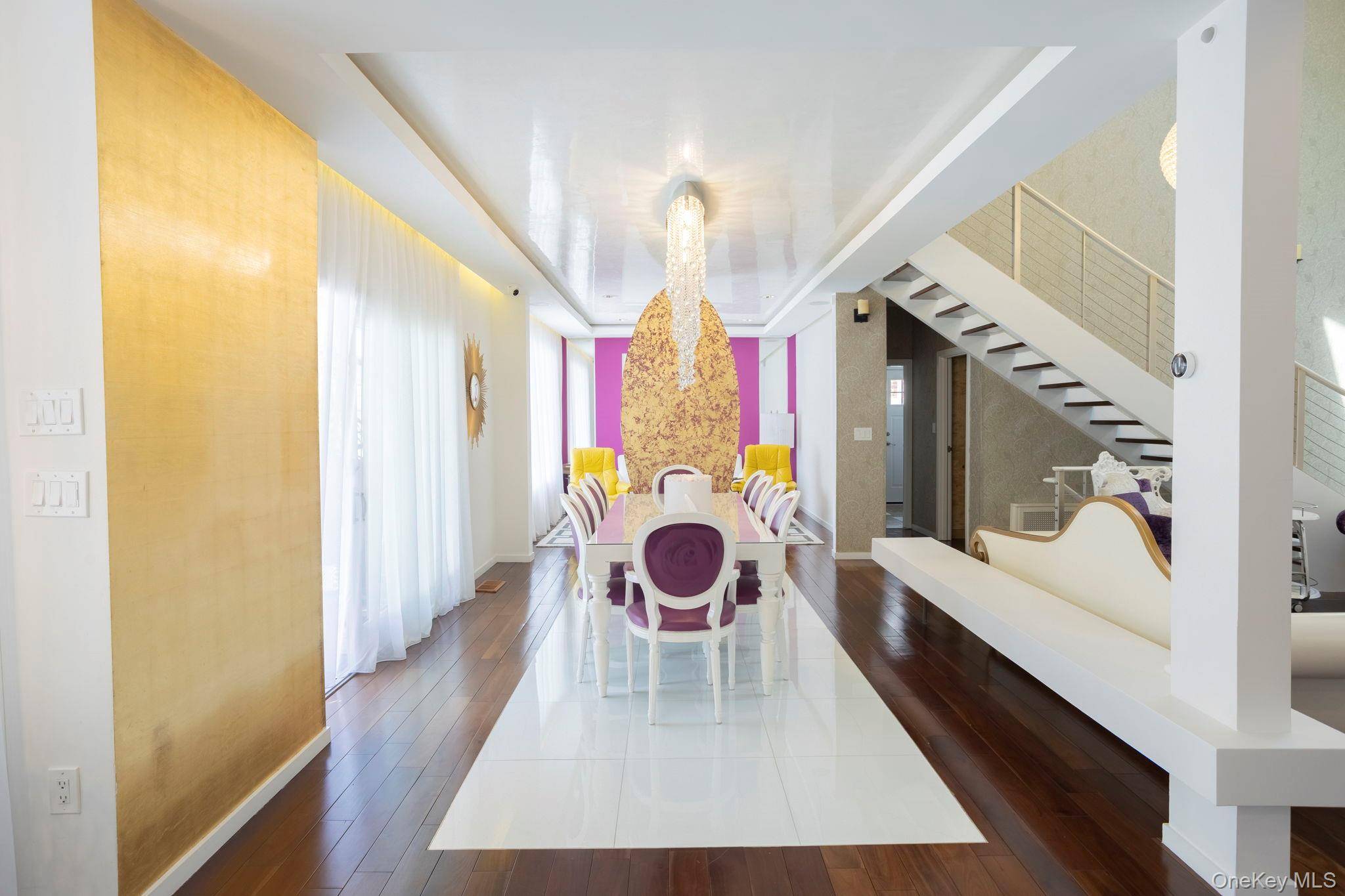 Casa de 5 Dormitorios en Venta en Hollis Hills - Nueva York - EE. UU. - 8