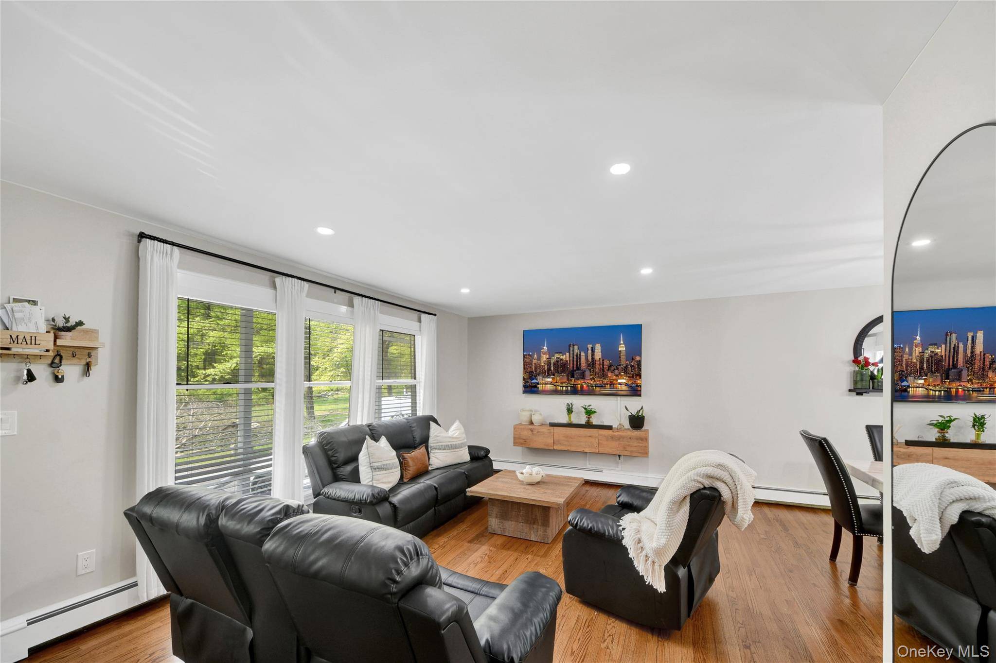 Casa de 5 Dormitorios en Venta en Holmes - Nueva York - EE. UU. - 6