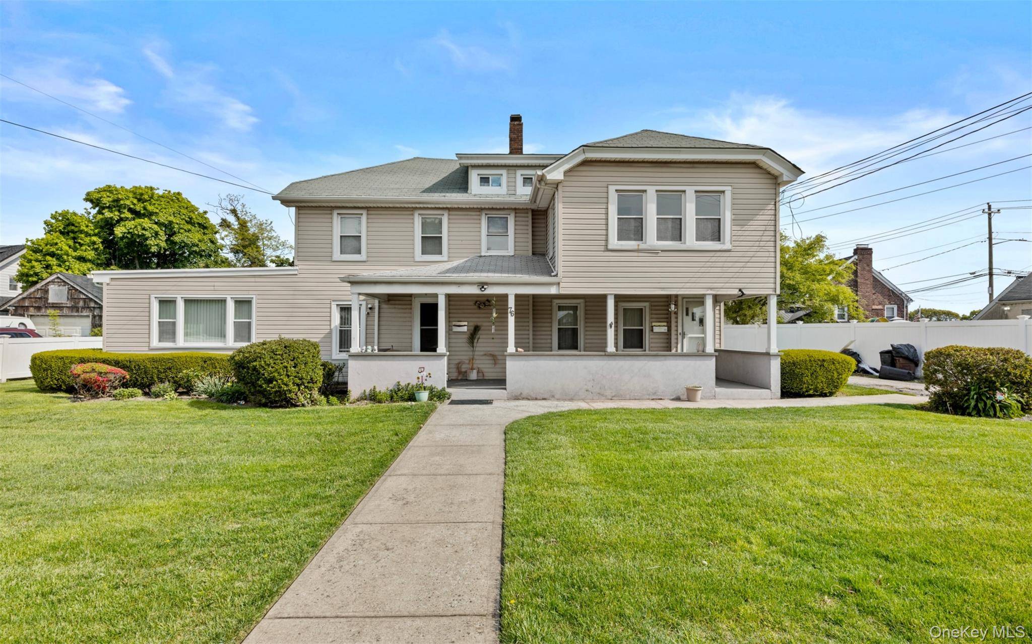 Casa com 5 Quartos à Venda em Inwood - Nova Iorque - EUA - 1