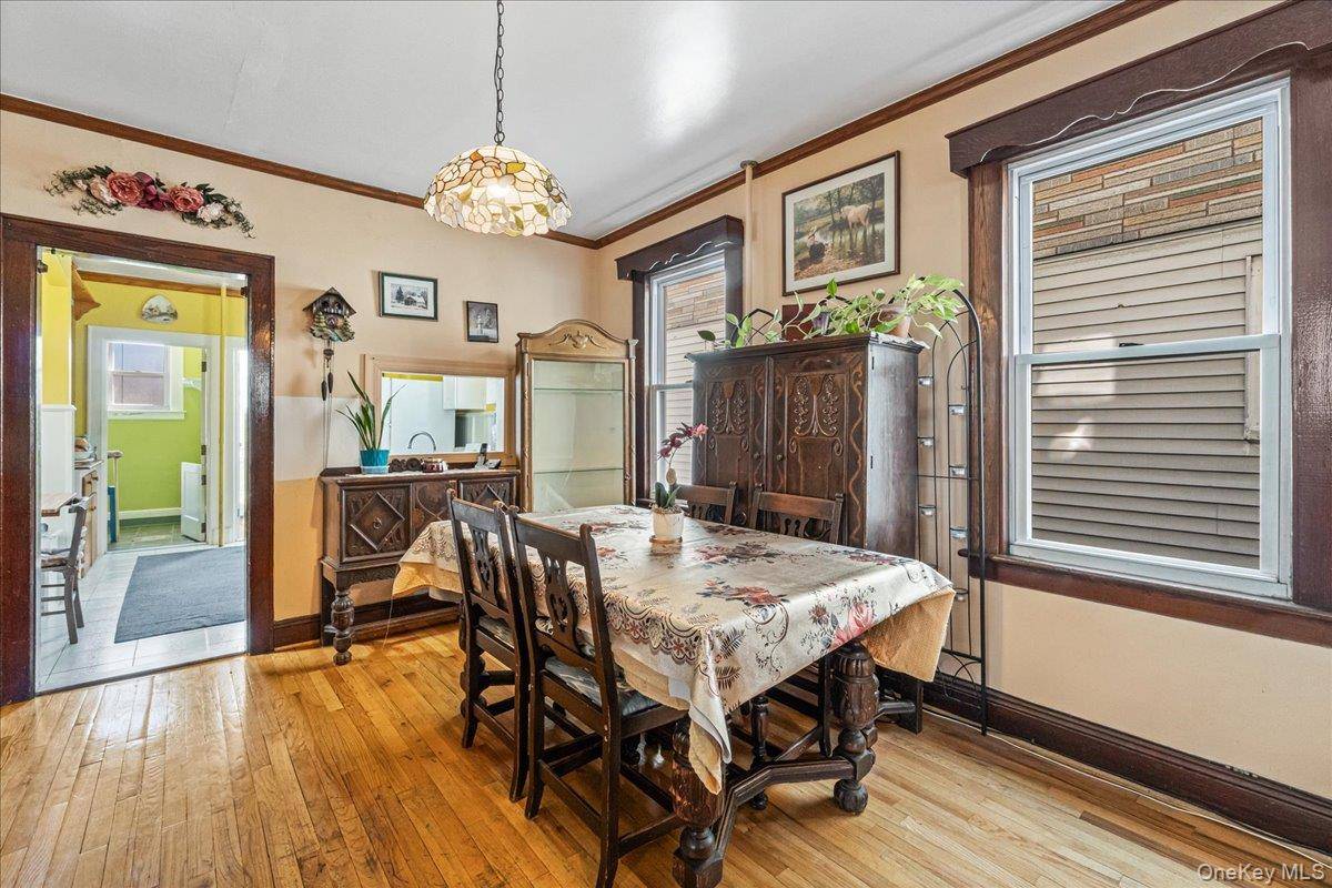 Casa com 5 Quartos à Venda em Jackson Heights - Nova Iorque - EUA - 5
