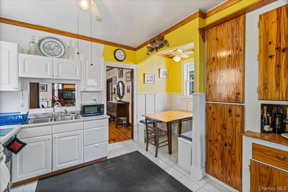 Casa com 5 Quartos à Venda em Jackson Heights - Nova Iorque - EUA - 8
