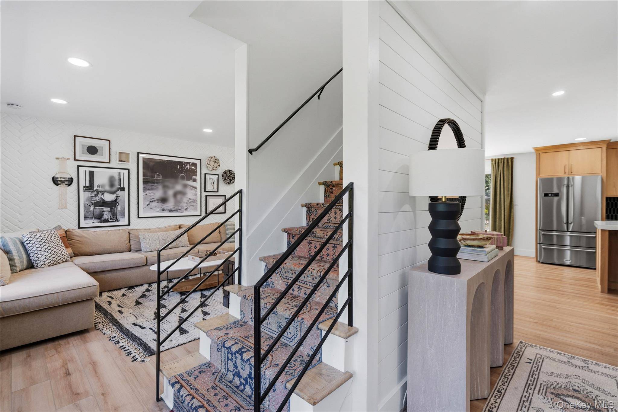Casa de 5 Dormitorios en Venta en Lake Grove - Nueva York - EE. UU. - 6