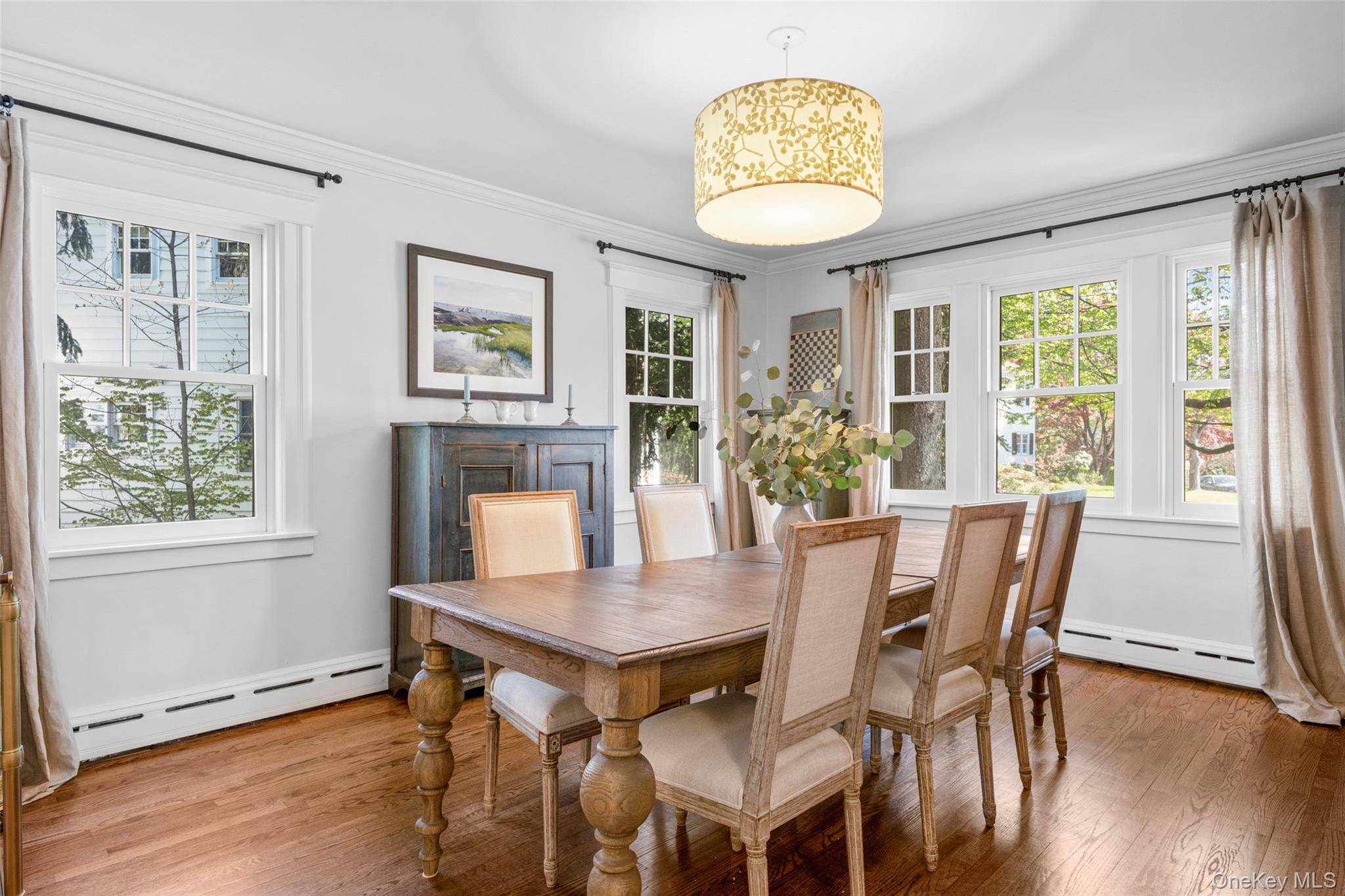 5 Bedroom Home for Sale in Larchmont - New York - USA - 8