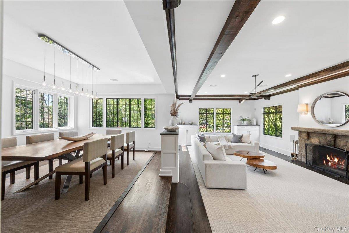 5 Bedroom Home for Sale in Larchmont - New York - USA - 8