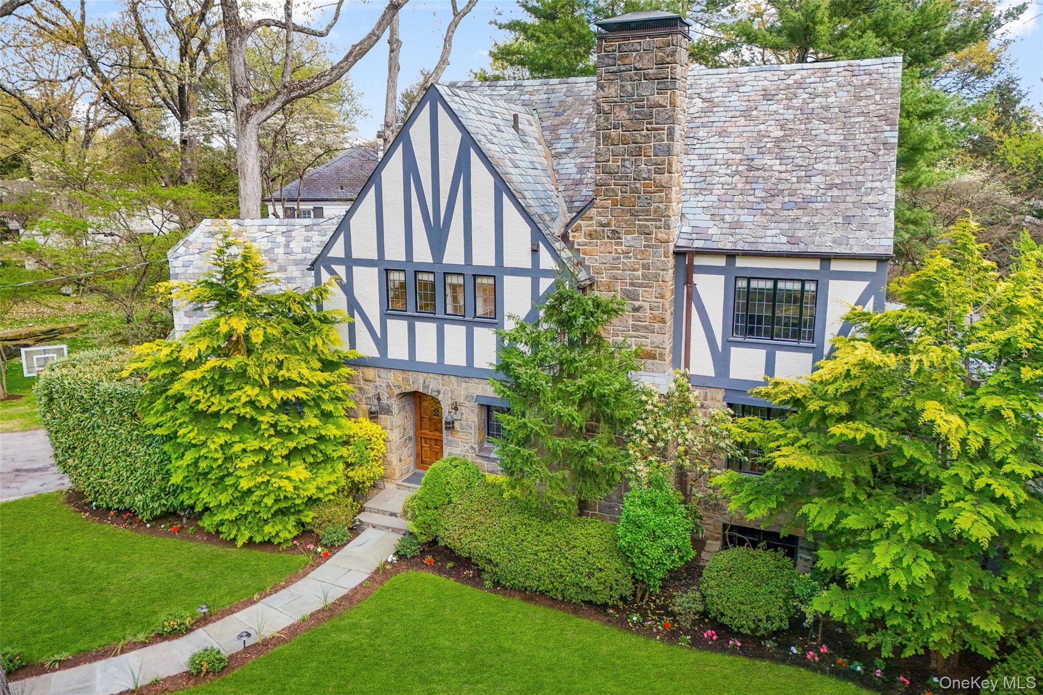 Casa de 5 Dormitorios en Venta en Larchmont - Nueva York - EE. UU. - 3