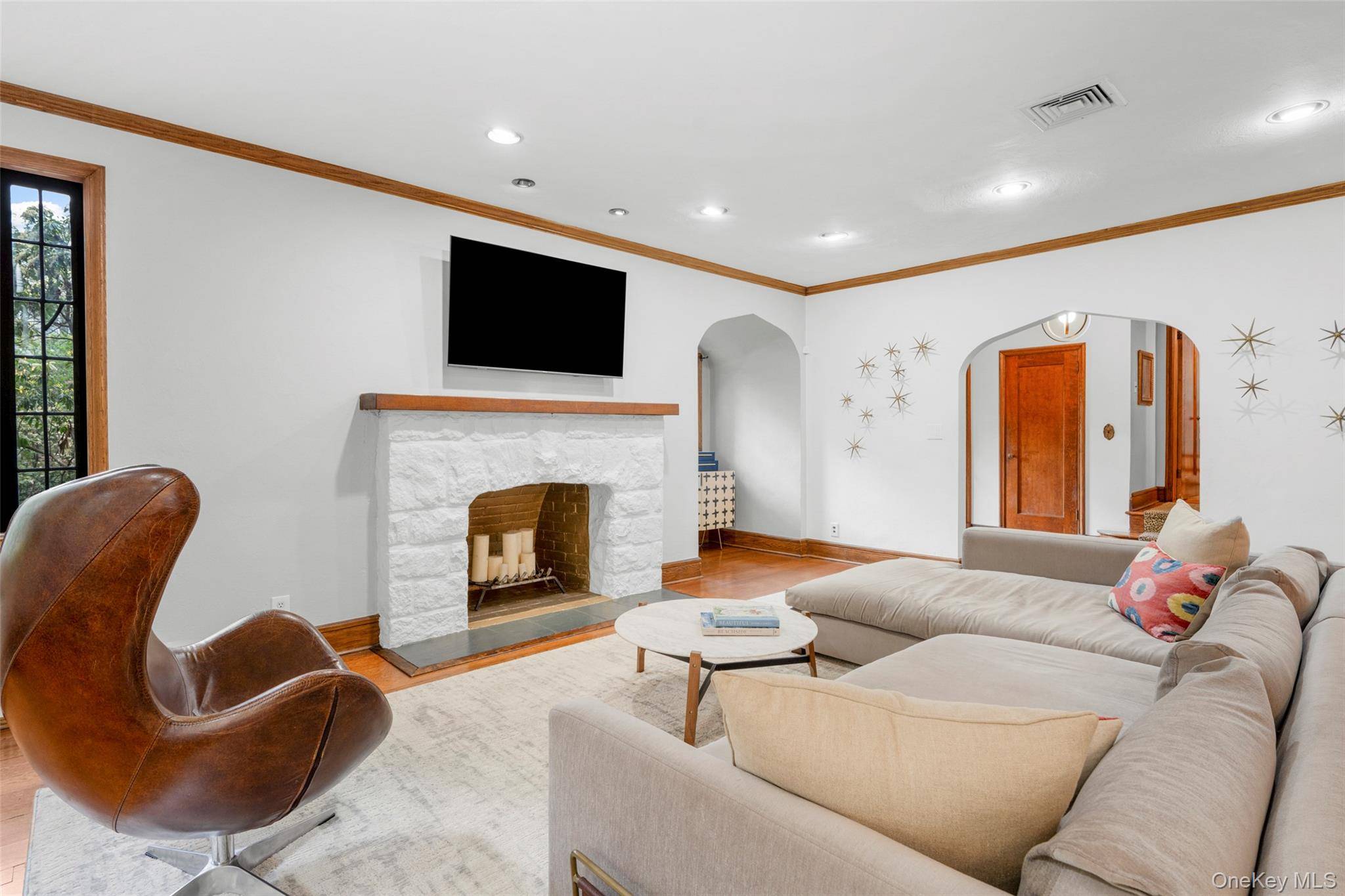 Casa de 5 Dormitorios en Venta en Larchmont - Nueva York - EE. UU. - 8