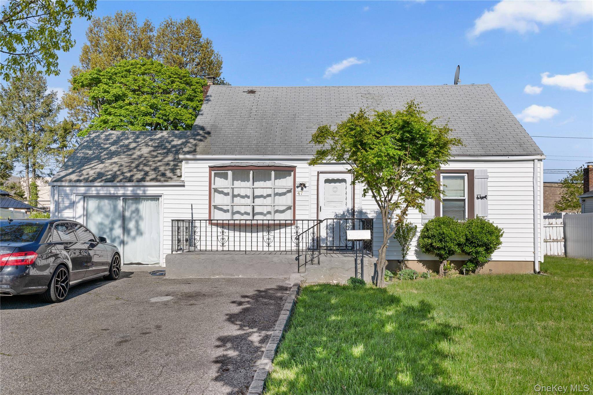 Casa com 5 Quartos à Venda em Levittown - Nova Iorque - EUA - 2