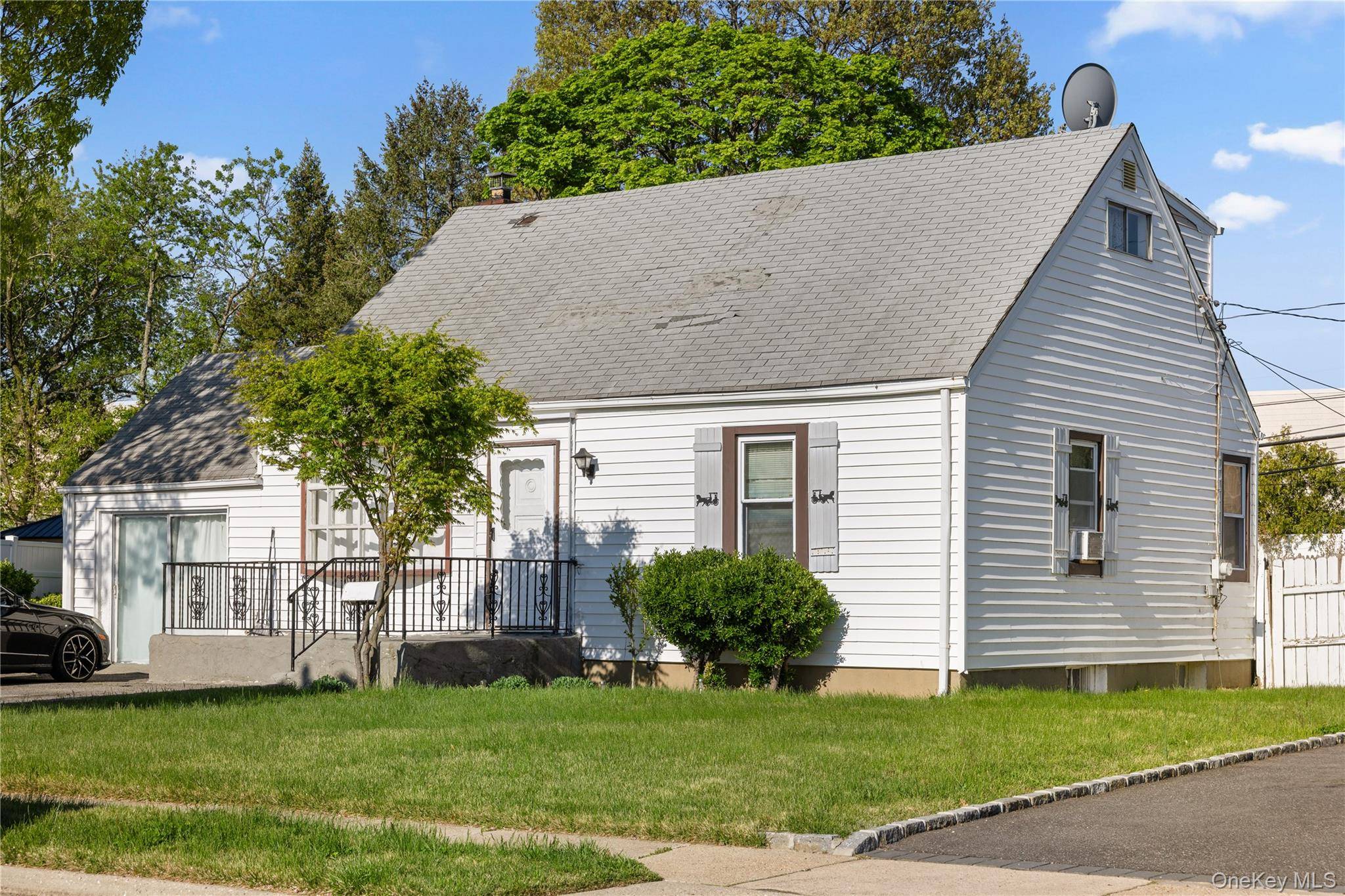 Casa com 5 Quartos à Venda em Levittown - Nova Iorque - EUA - 4