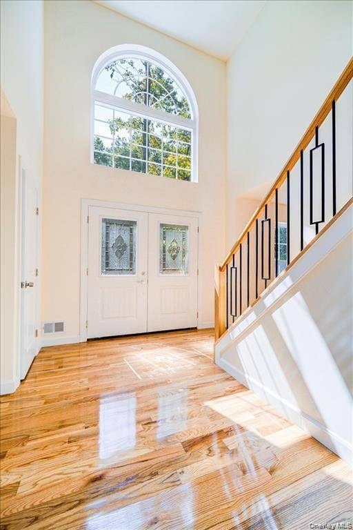 5 Bedroom Home for Sale in Liberty - New York - USA - 4
