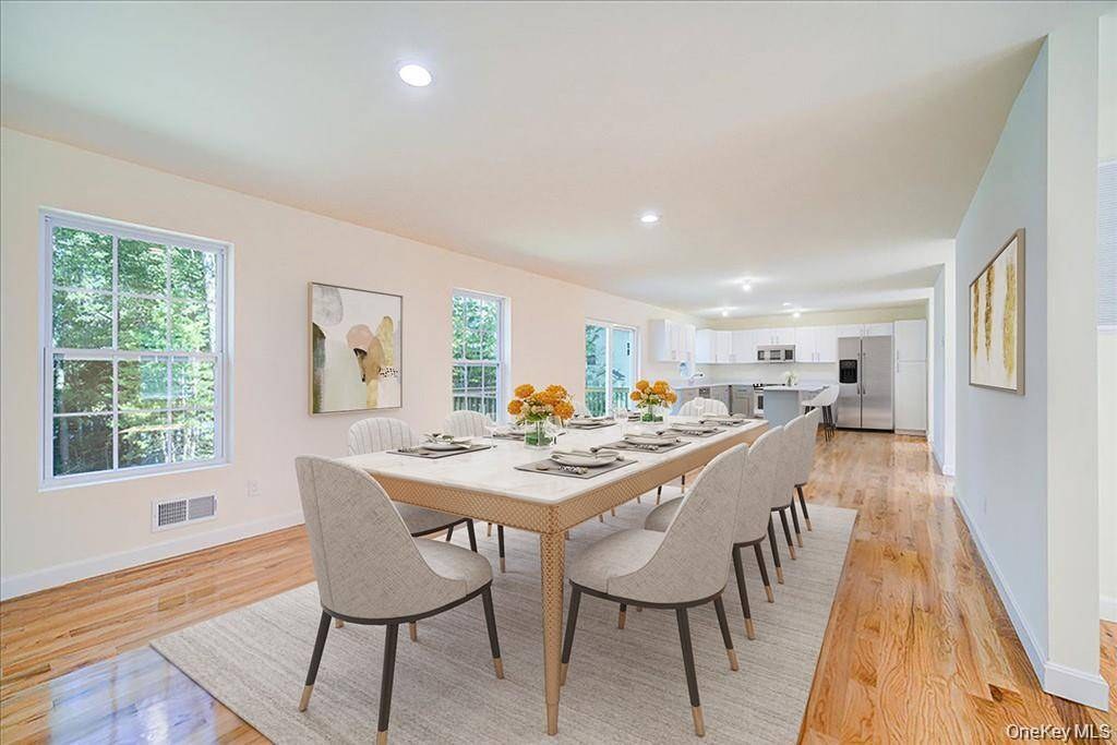 5 Bedroom Home for Sale in Liberty - New York - USA - 6