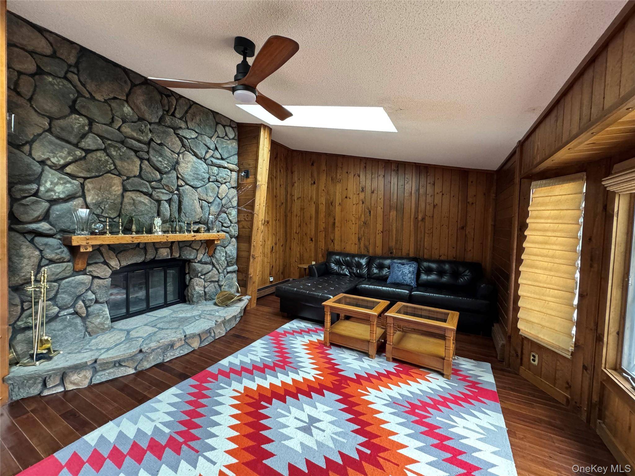 5 Bedroom Home for Sale in Liberty - New York - USA - 7