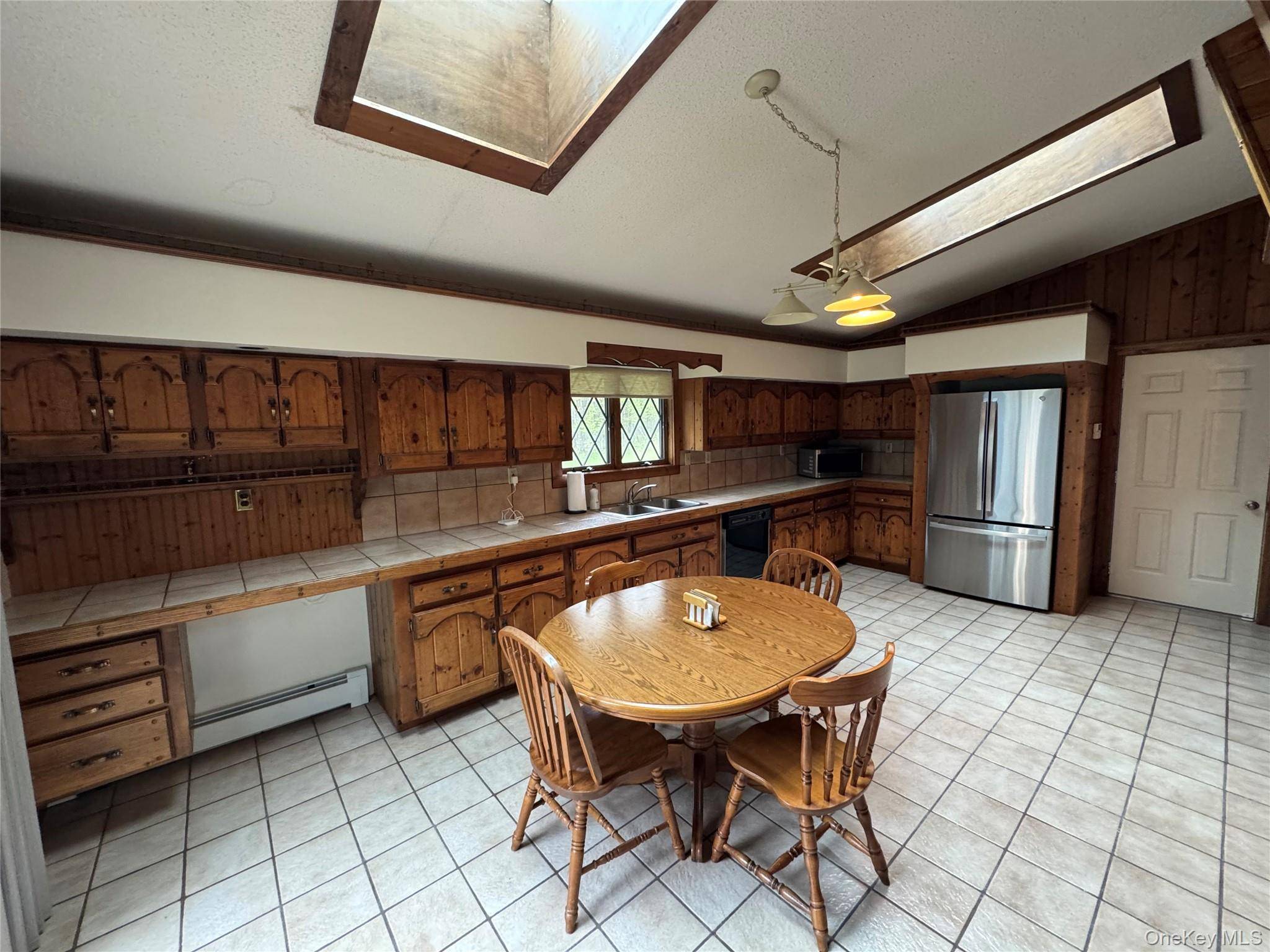 5 Bedroom Home for Sale in Liberty - New York - USA - 8