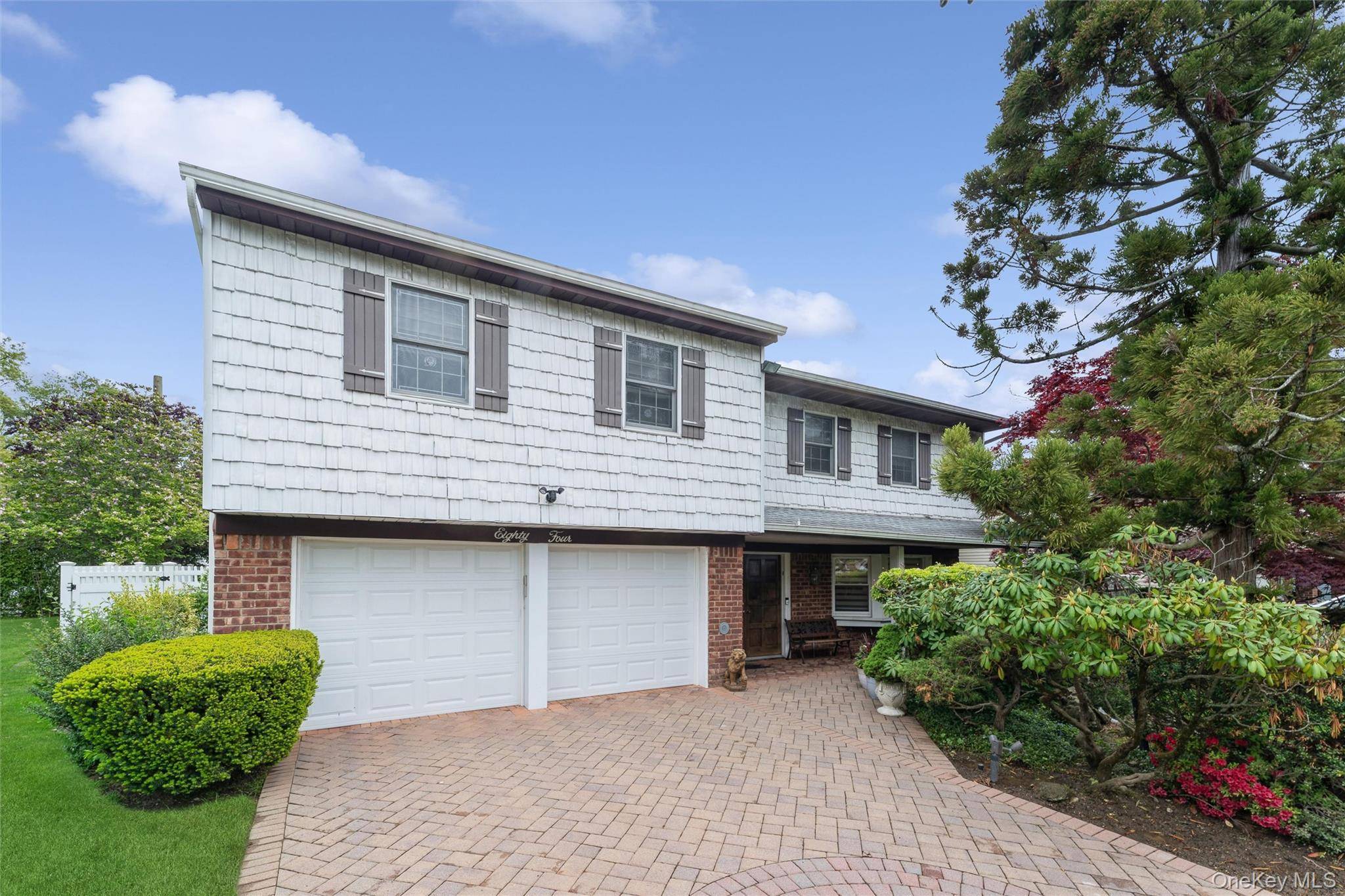 Casa com 5 Quartos à Venda em Manhasset Hills - Nova Iorque - EUA - 1