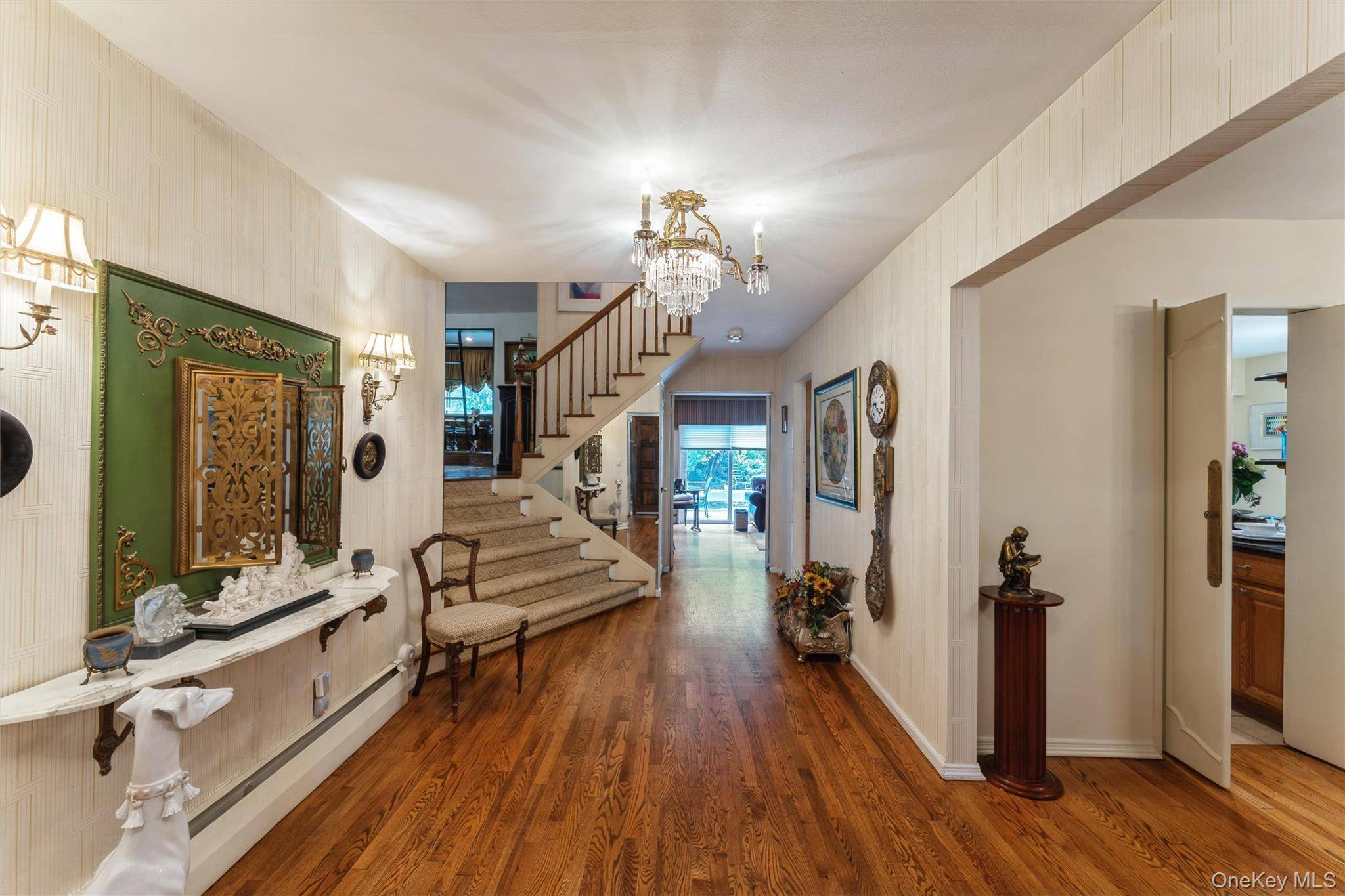 Casa com 5 Quartos à Venda em Manhasset Hills - Nova Iorque - EUA - 3