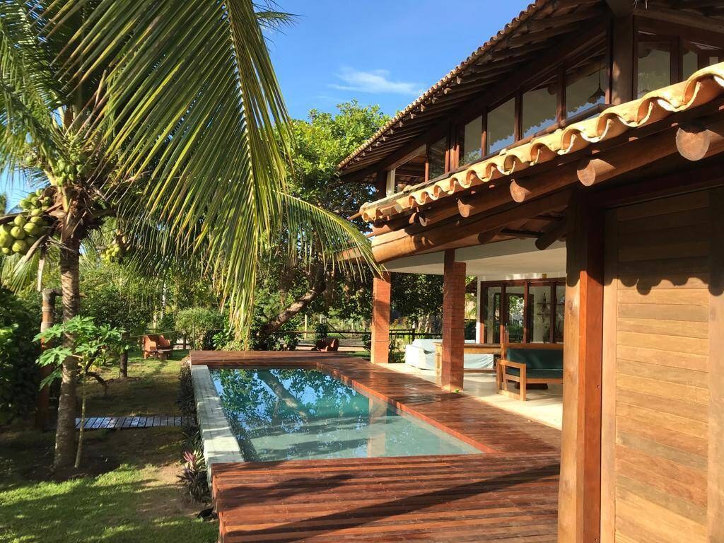 Casa com 5 Quartos à Venda em Maraú - Bahia - Brasil - 1