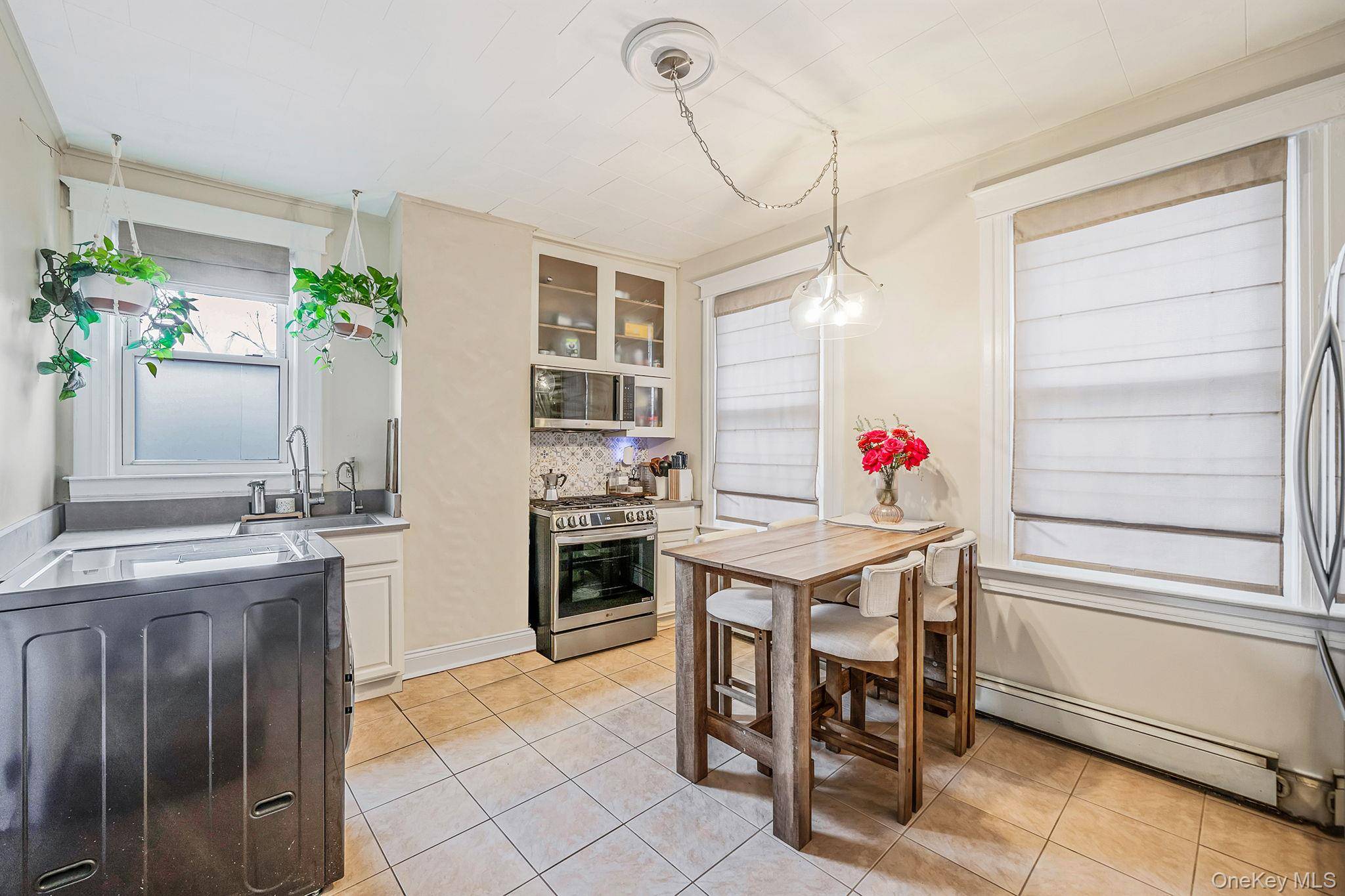 Casa com 5 Quartos à Venda em Maspeth - Nova Iorque - EUA - 6