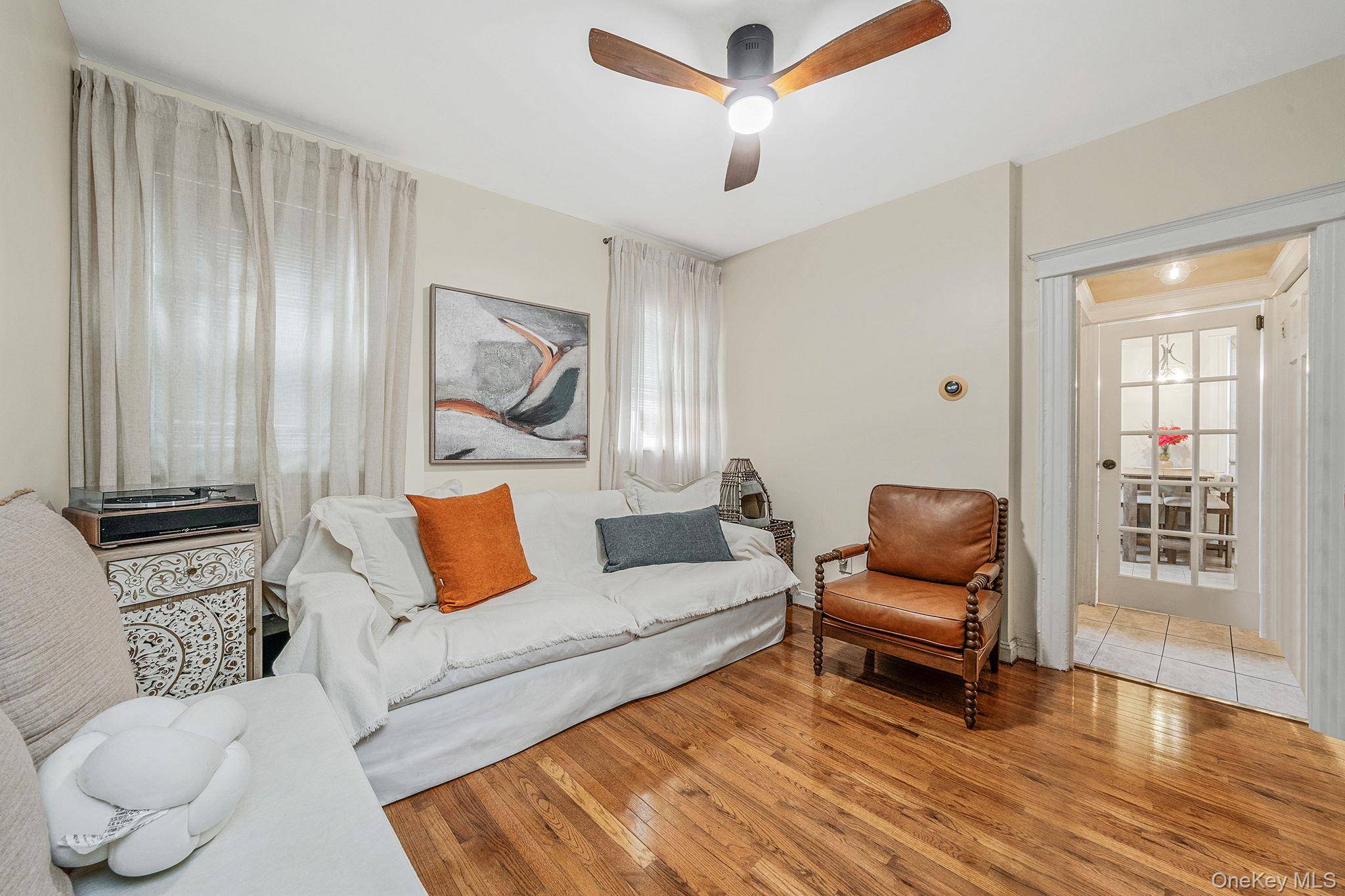 Casa com 5 Quartos à Venda em Maspeth - Nova Iorque - EUA - 8