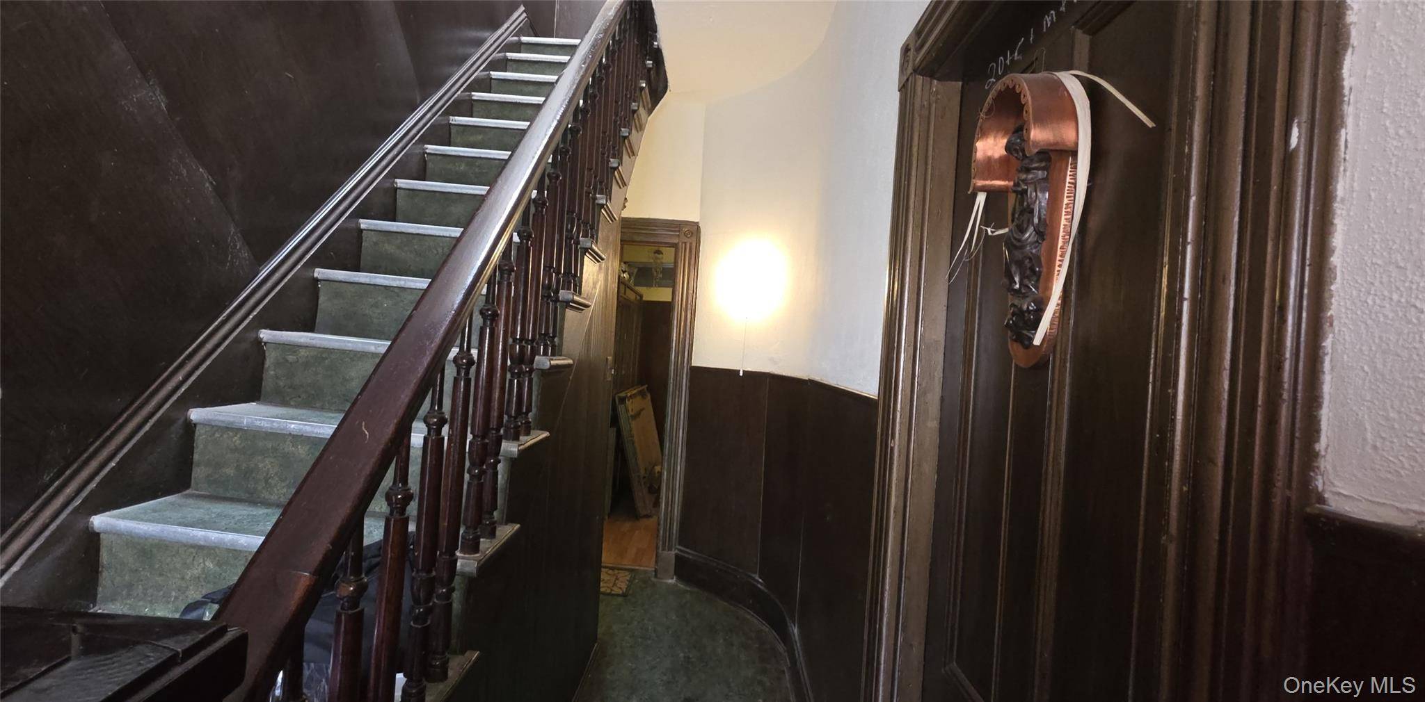 Casa com 5 Quartos à Venda em Maspeth - Nova Iorque - EUA - 2