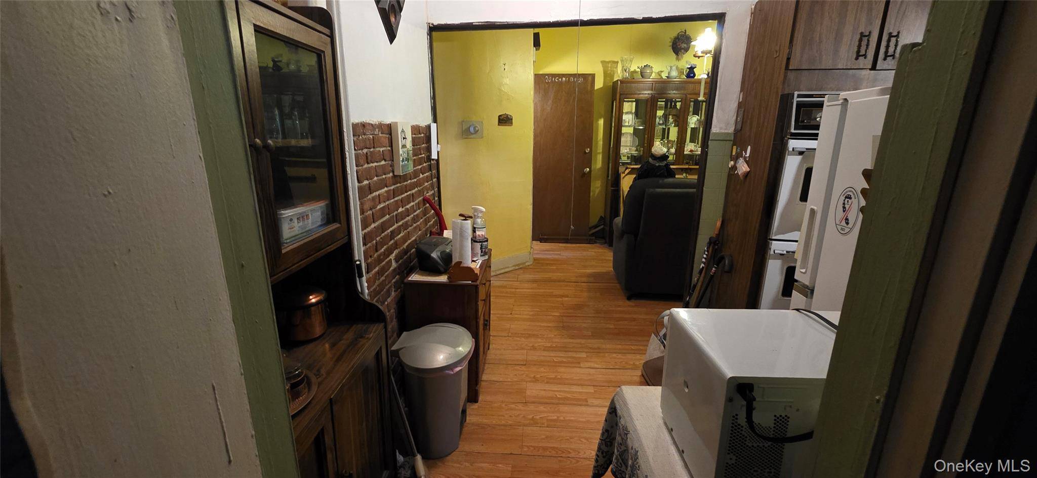 Casa com 5 Quartos à Venda em Maspeth - Nova Iorque - EUA - 4
