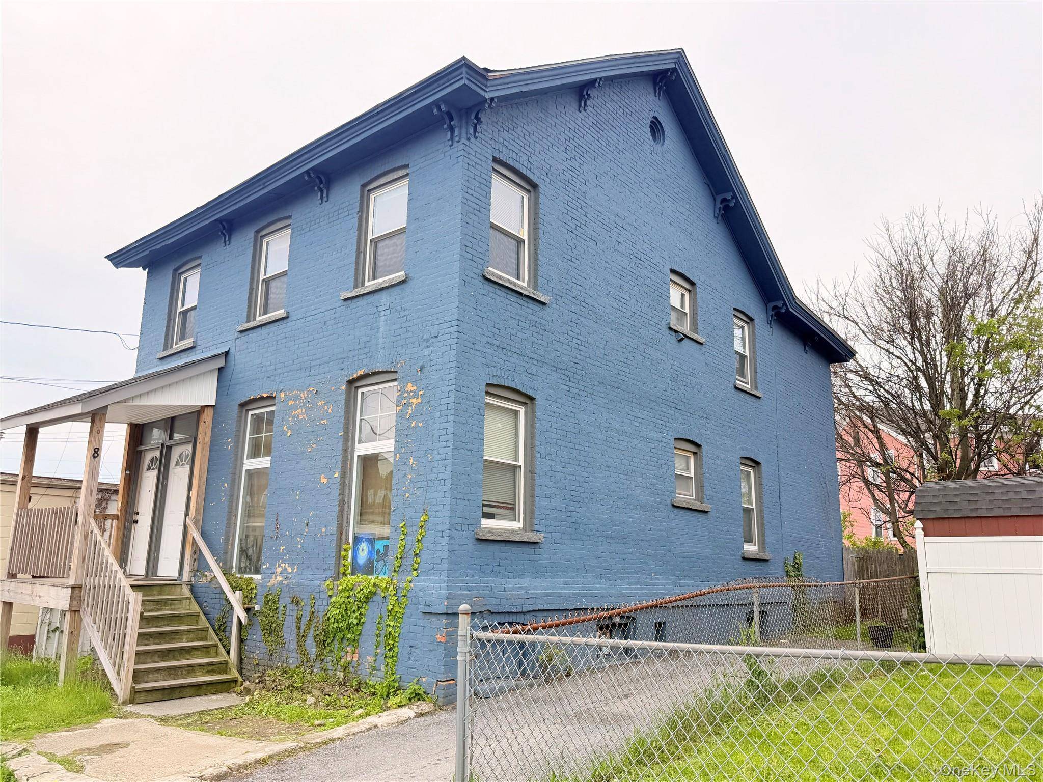 5 Bedroom Home for Sale in Middletown - New York - USA - 2
