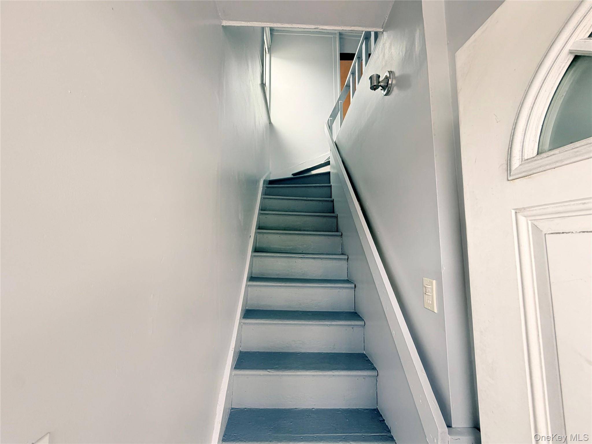 5 Bedroom Home for Sale in Middletown - New York - USA - 3