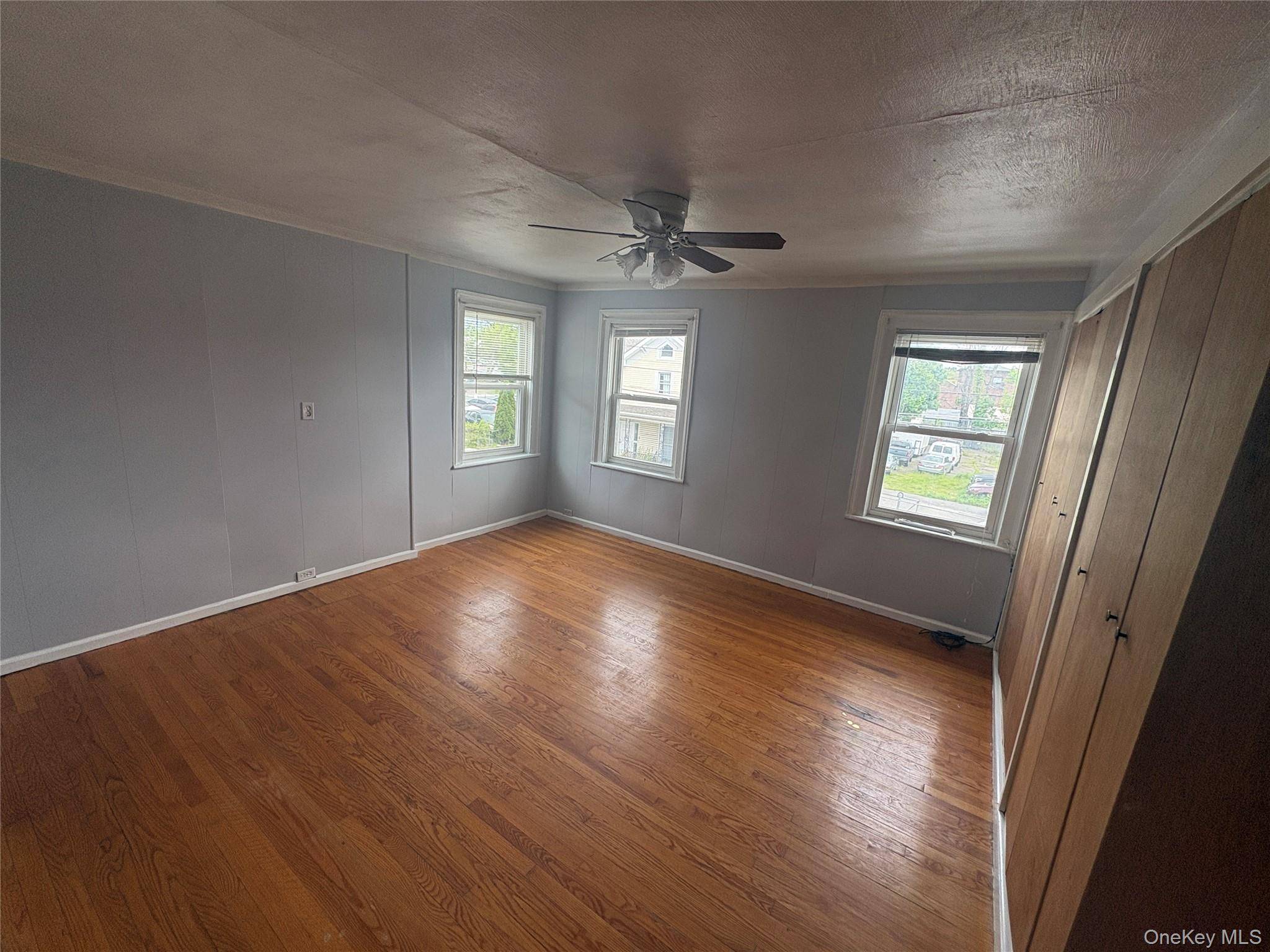 5 Bedroom Home for Sale in Middletown - New York - USA - 7